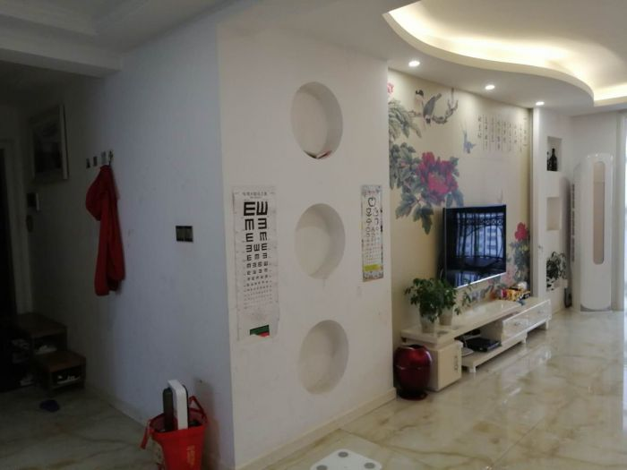 高迪晶城 3室2厅2卫 173m&sup2;