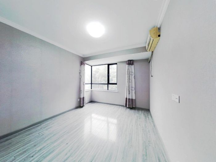 万通城 2室2厅1卫 75m&sup2;