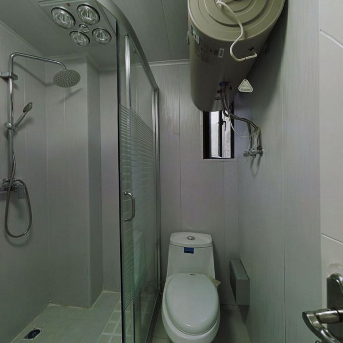 万通城 2室2厅1卫 75m&sup2;