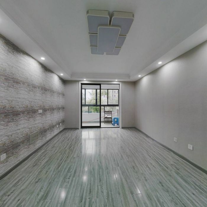 万通城 2室2厅1卫 75m&sup2;