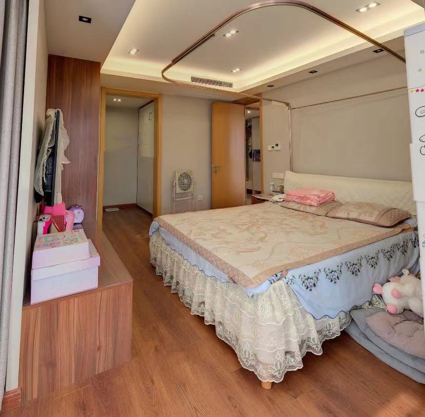 帝奥世伦名郡 4室3厅3卫 263m&sup2;