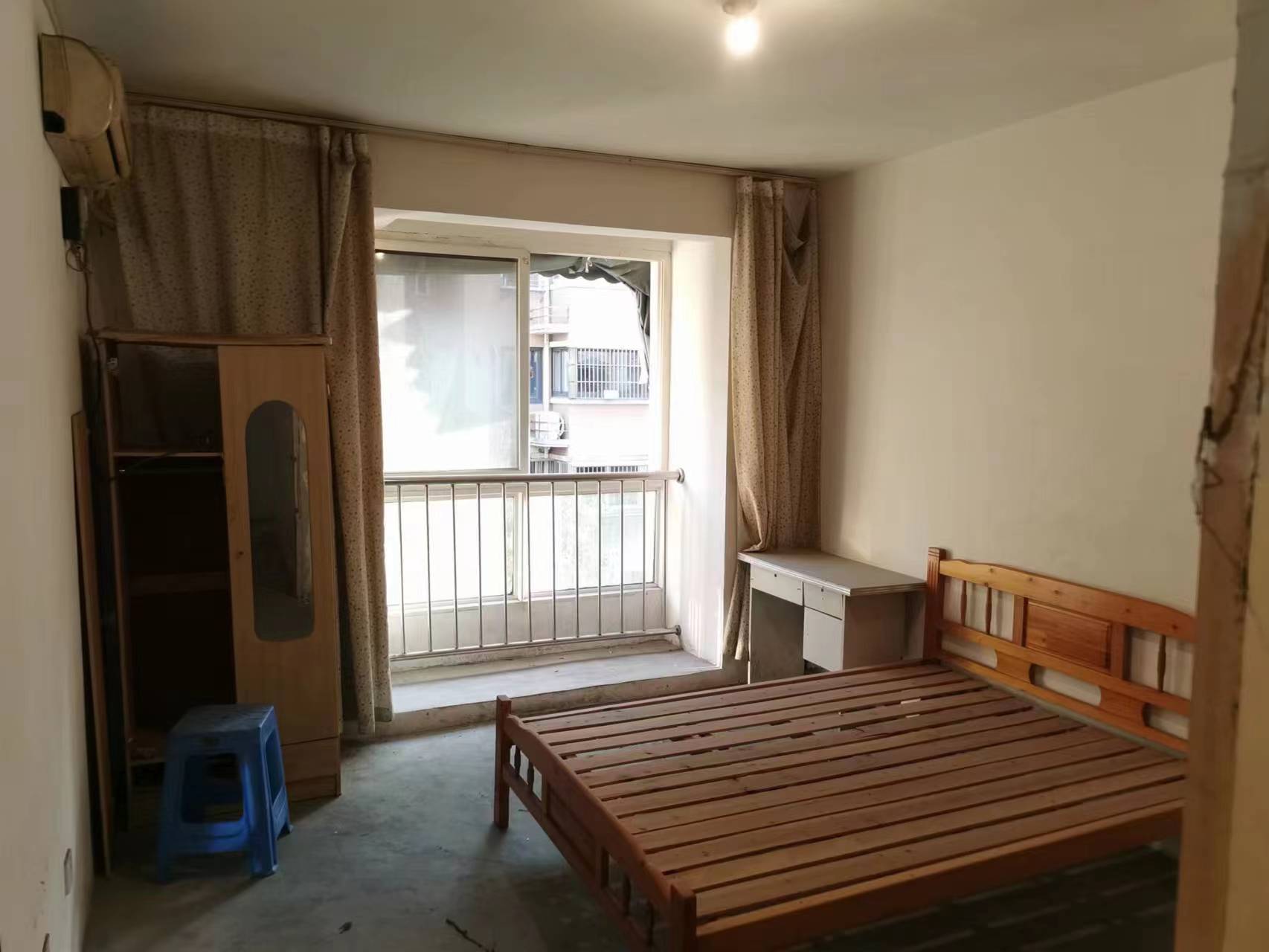东大城市花园 3室2厅1卫 121.53m&sup2;