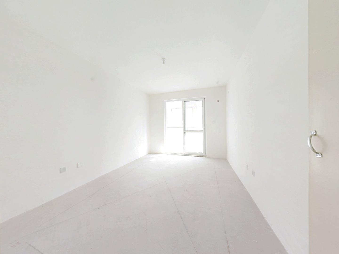 世家花园 3室1厅1卫 128.00m&sup2;