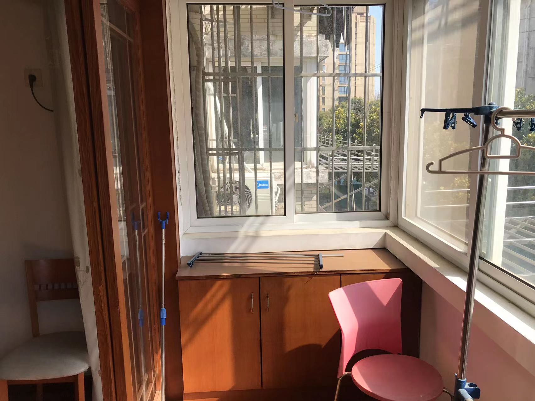 三喜花苑 2室2厅0卫 96.00m&sup2;