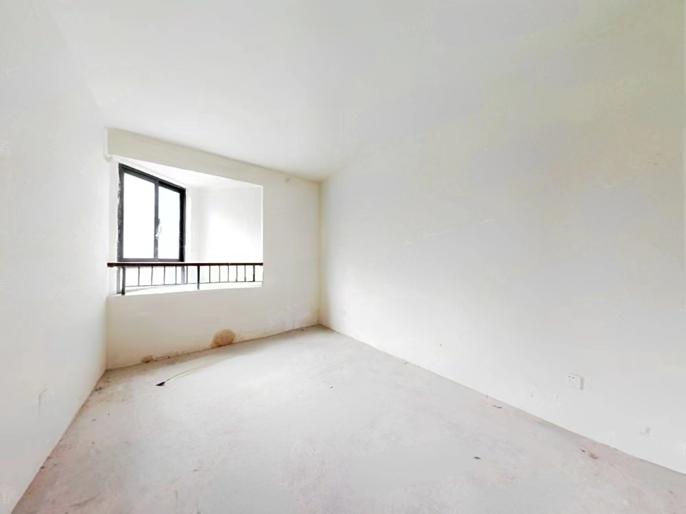 瑞兴花园 2室2厅1卫 107m&sup2;