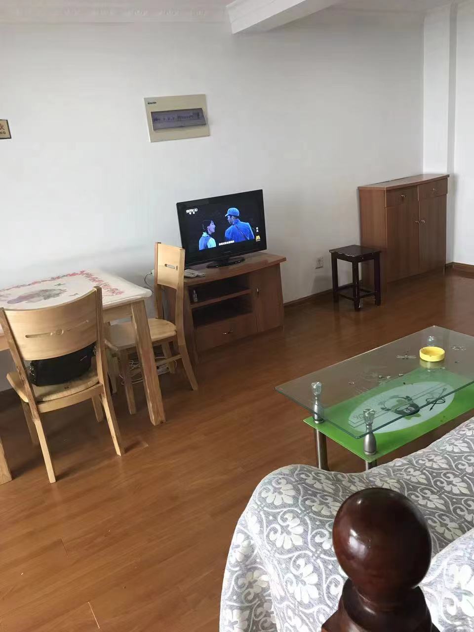 紫阳开心公寓 2室2厅2卫 50.00m²