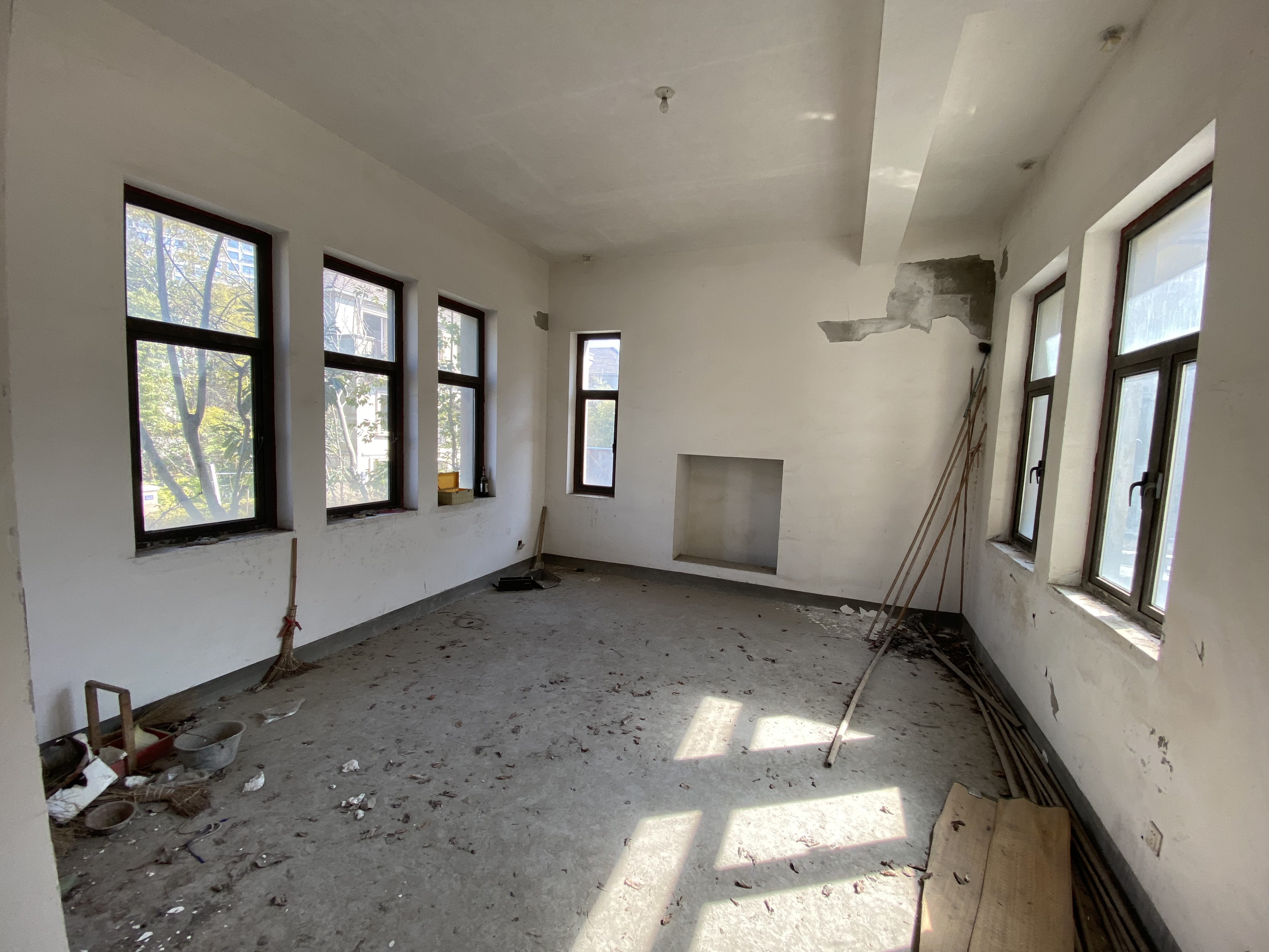 金河名人世家 5室2厅4卫 288m&sup2;
