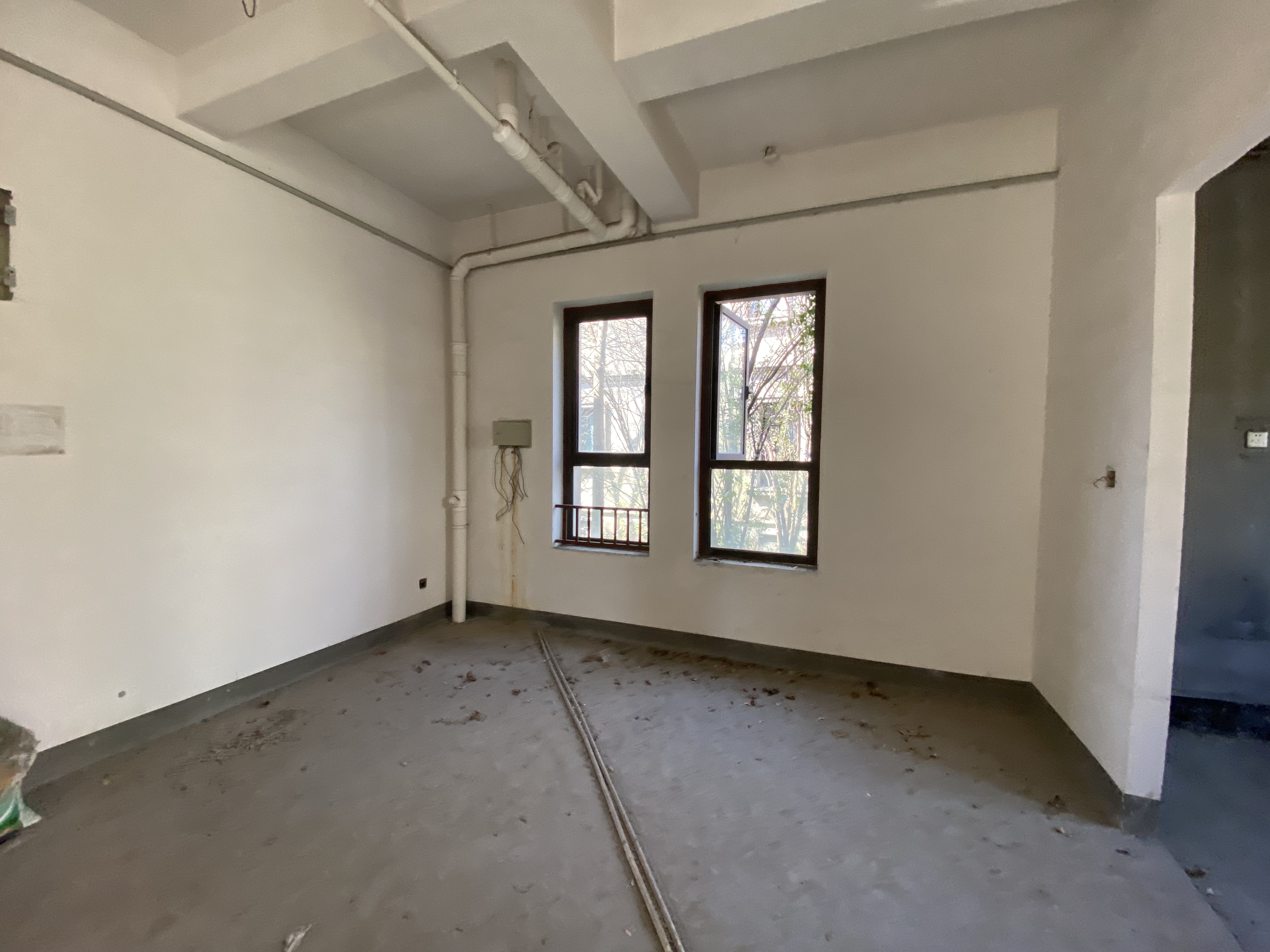 金河名人世家 5室2厅4卫 288m&sup2;