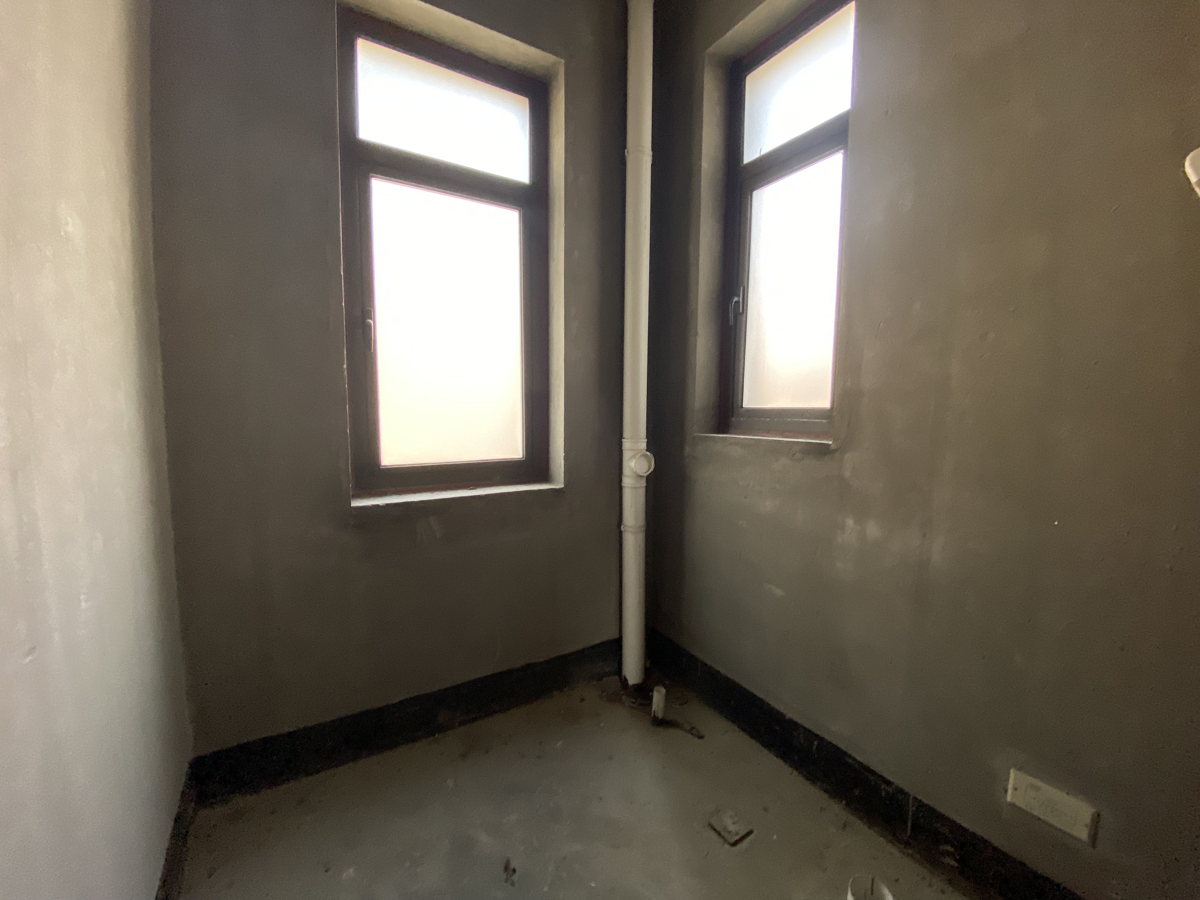 金河名人世家 5室2厅4卫 288m&sup2;