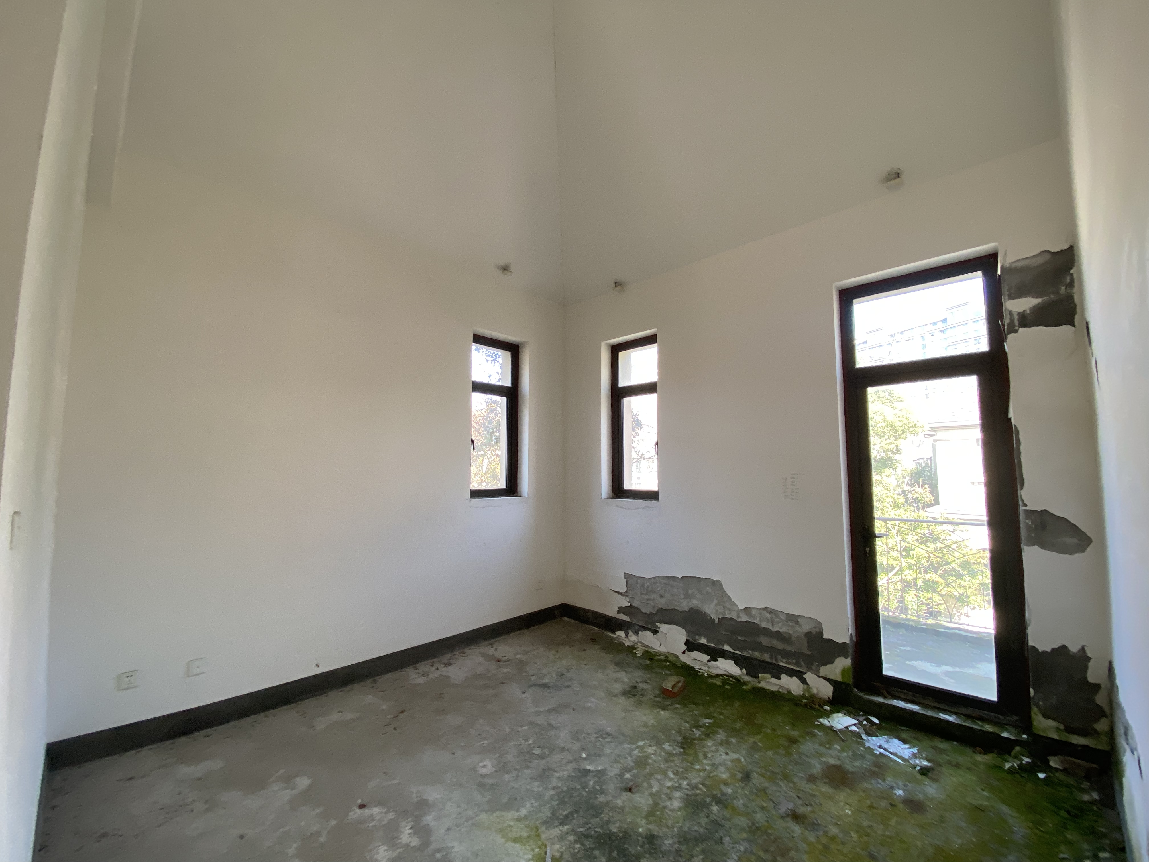 金河名人世家 5室2厅4卫 288m&sup2;