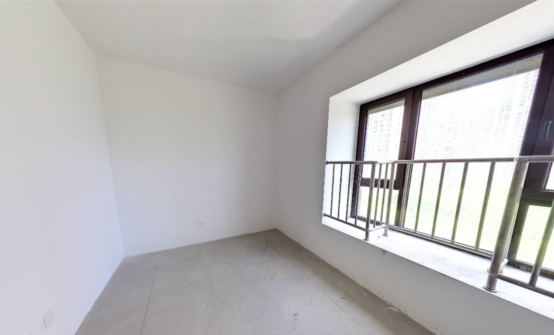 星湖郡 3室2厅2卫 130m&sup2;
