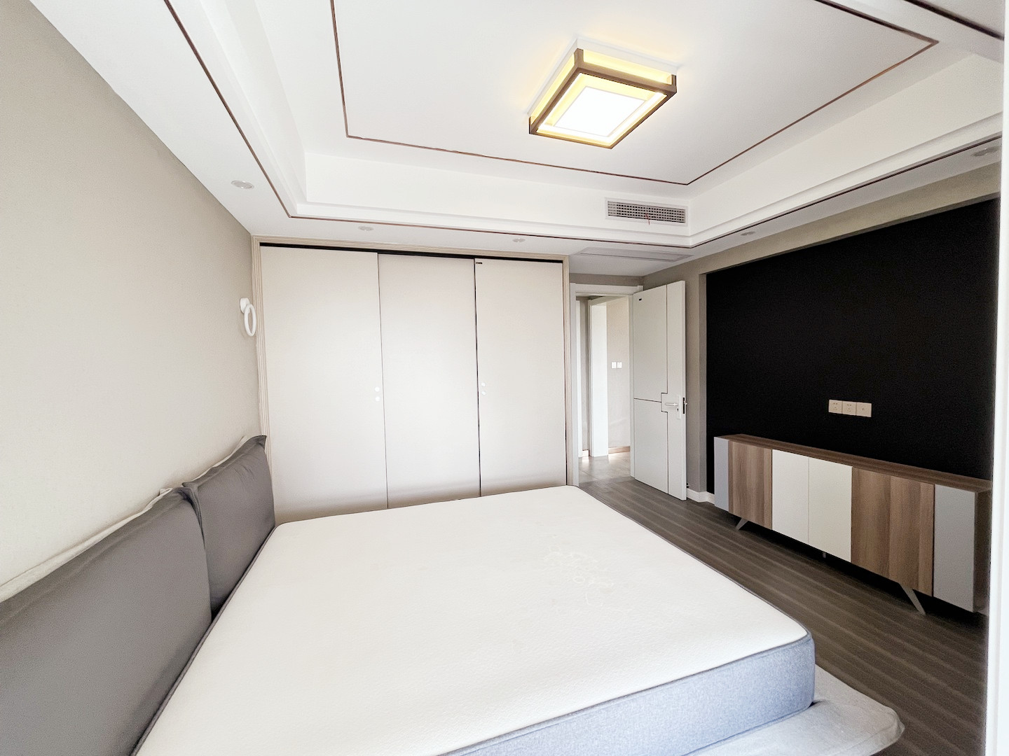 印象公馆 2室2厅1卫 93m&sup2;