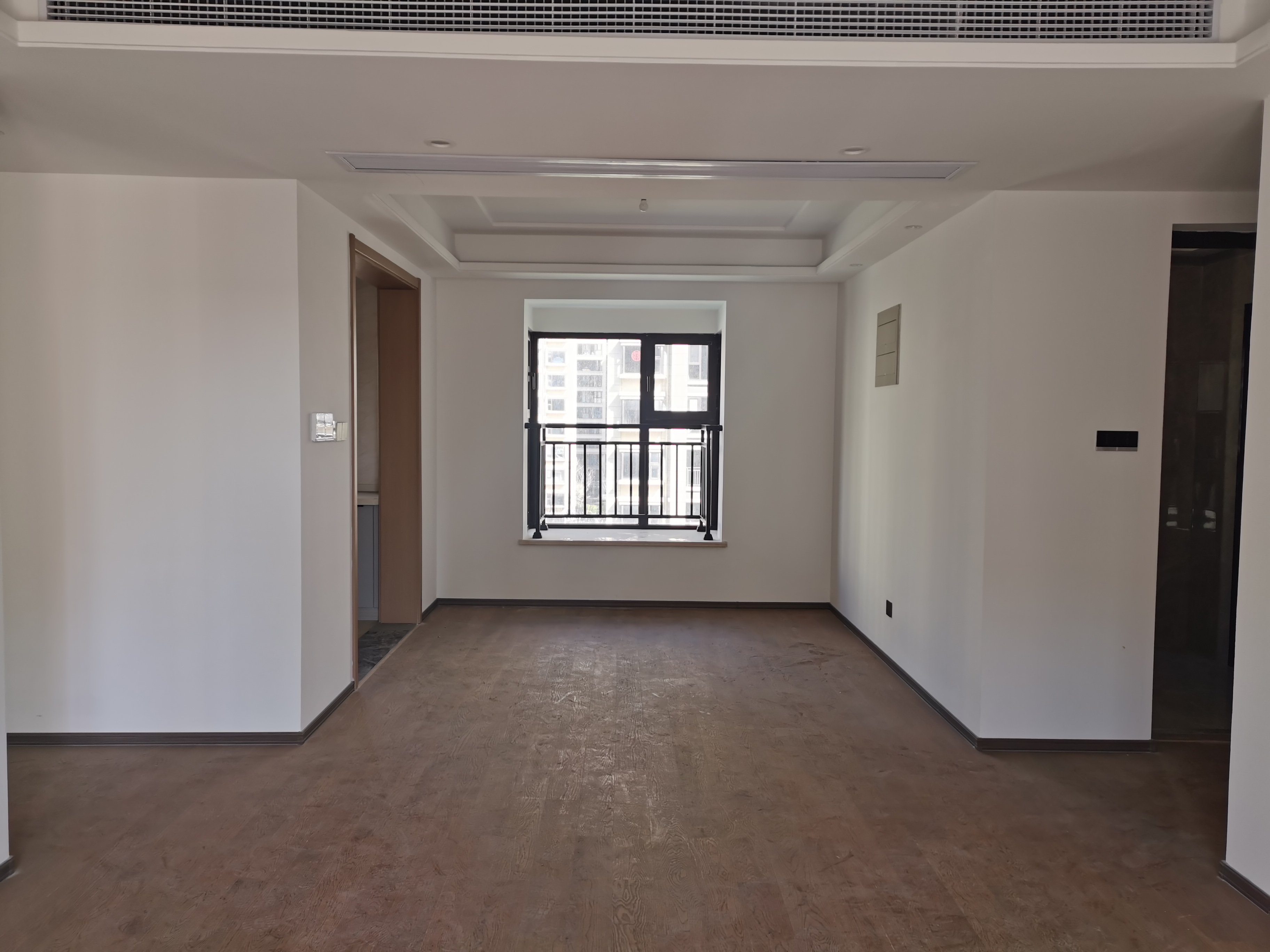春风南岸东园 5室2厅2卫 141m&sup2;