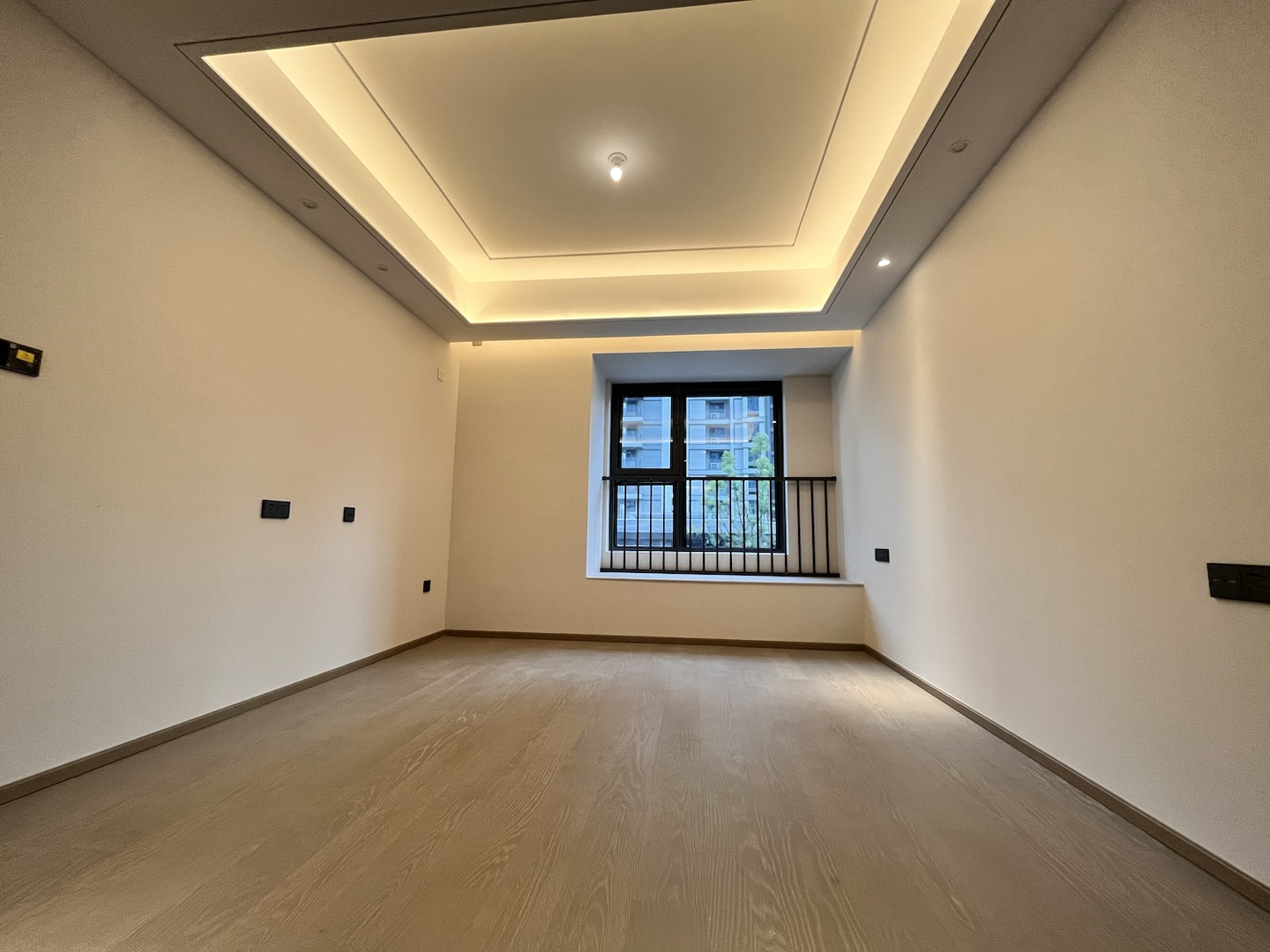 万科方圆 3室2厅2卫 130.30m&sup2;