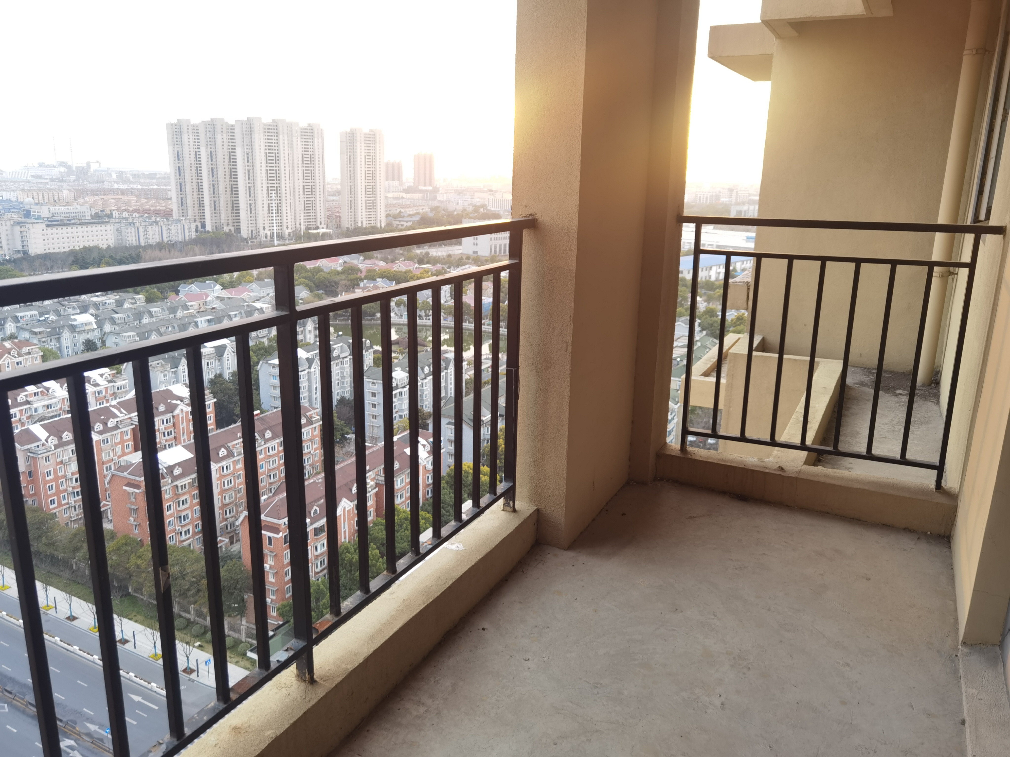 景瑞望府 3室2厅2卫 126.00m&sup2;