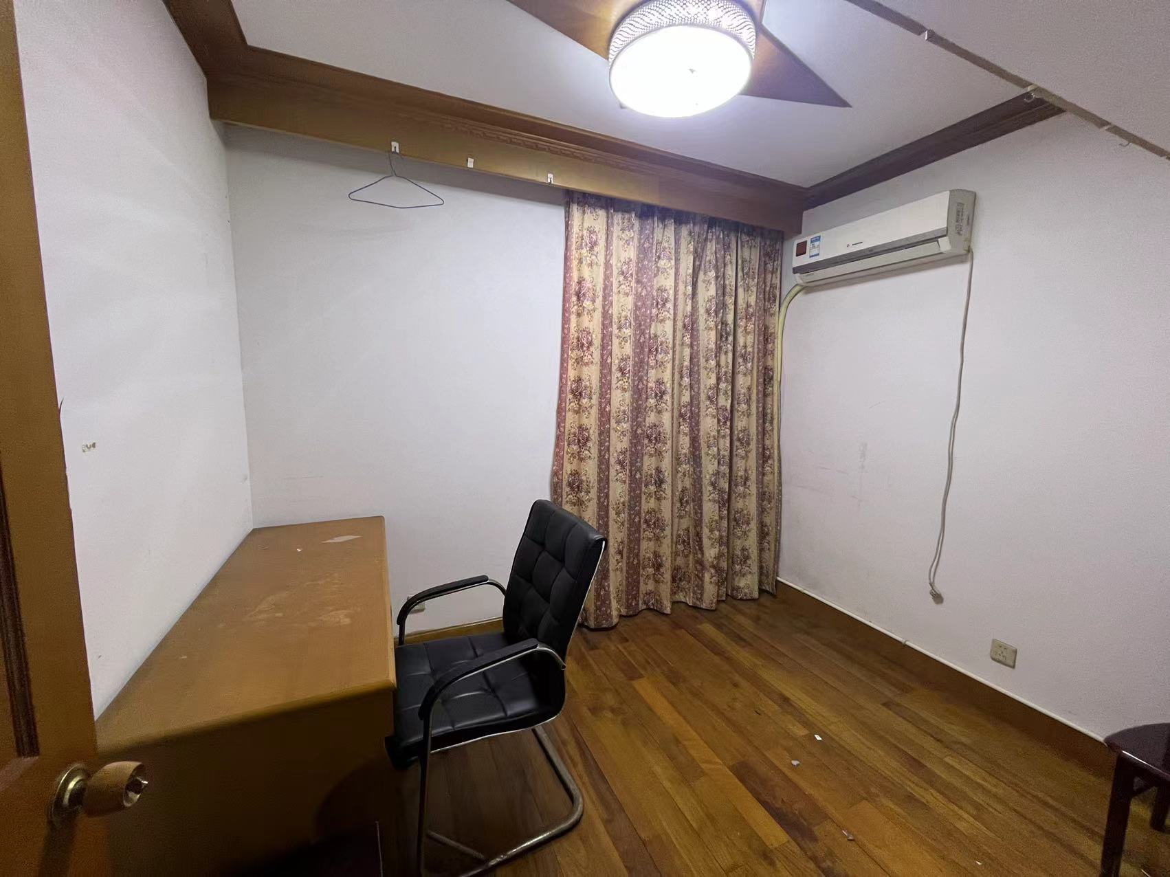 湾子头新寓 3室1厅1卫 110m&sup2;