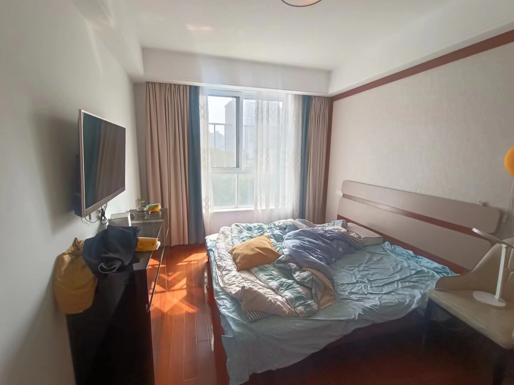 天安花园 5室2厅2卫 133m&sup2;