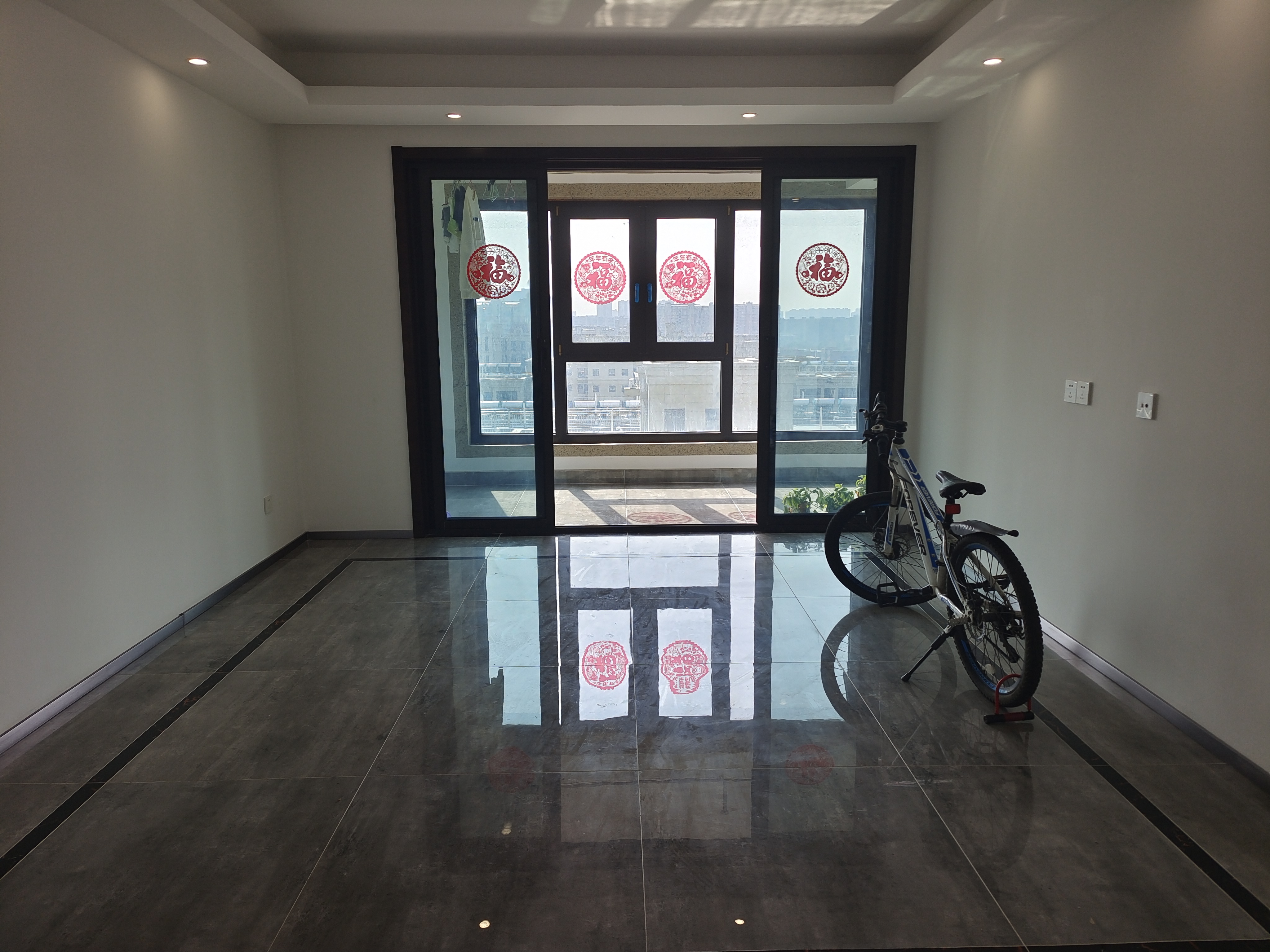 远创樾府 4室2厅2卫 132.80m²