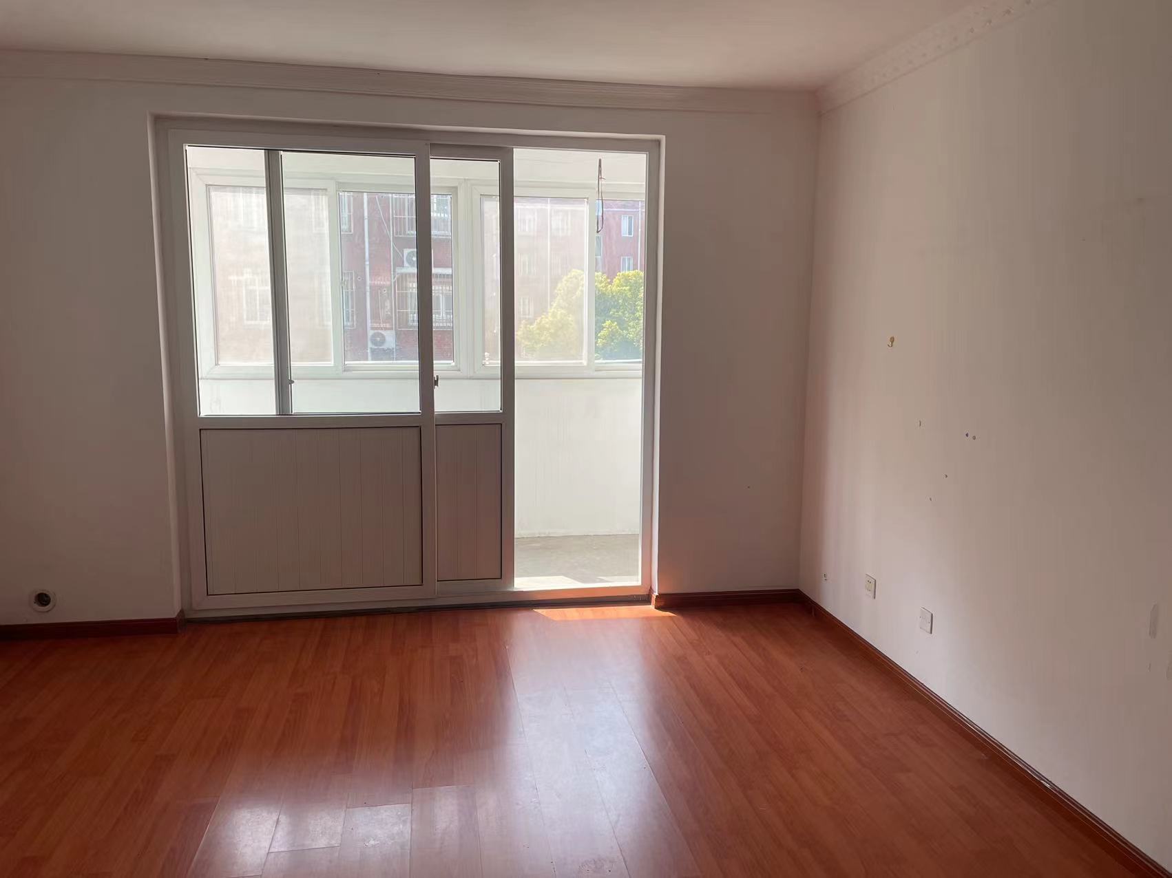 秦灶新村 2室厅卫 90m&sup2;