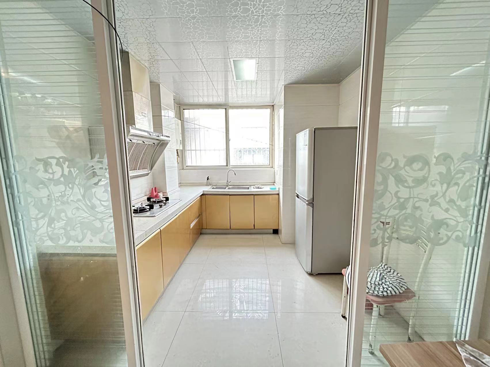 新建路新村(新建花苑) 3室2厅1卫 104.28m&sup2;