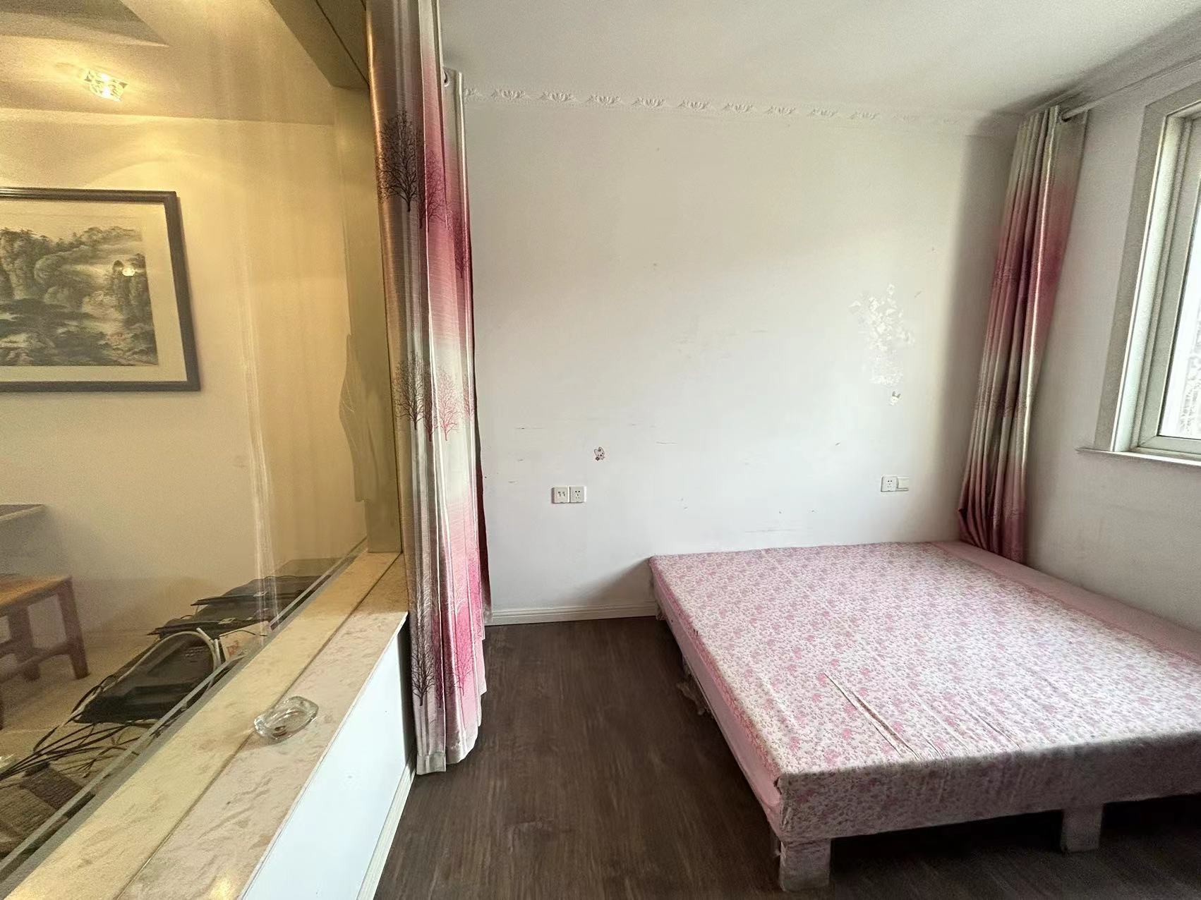 新建路新村(新建花苑) 3室2厅1卫 104.28m&sup2;