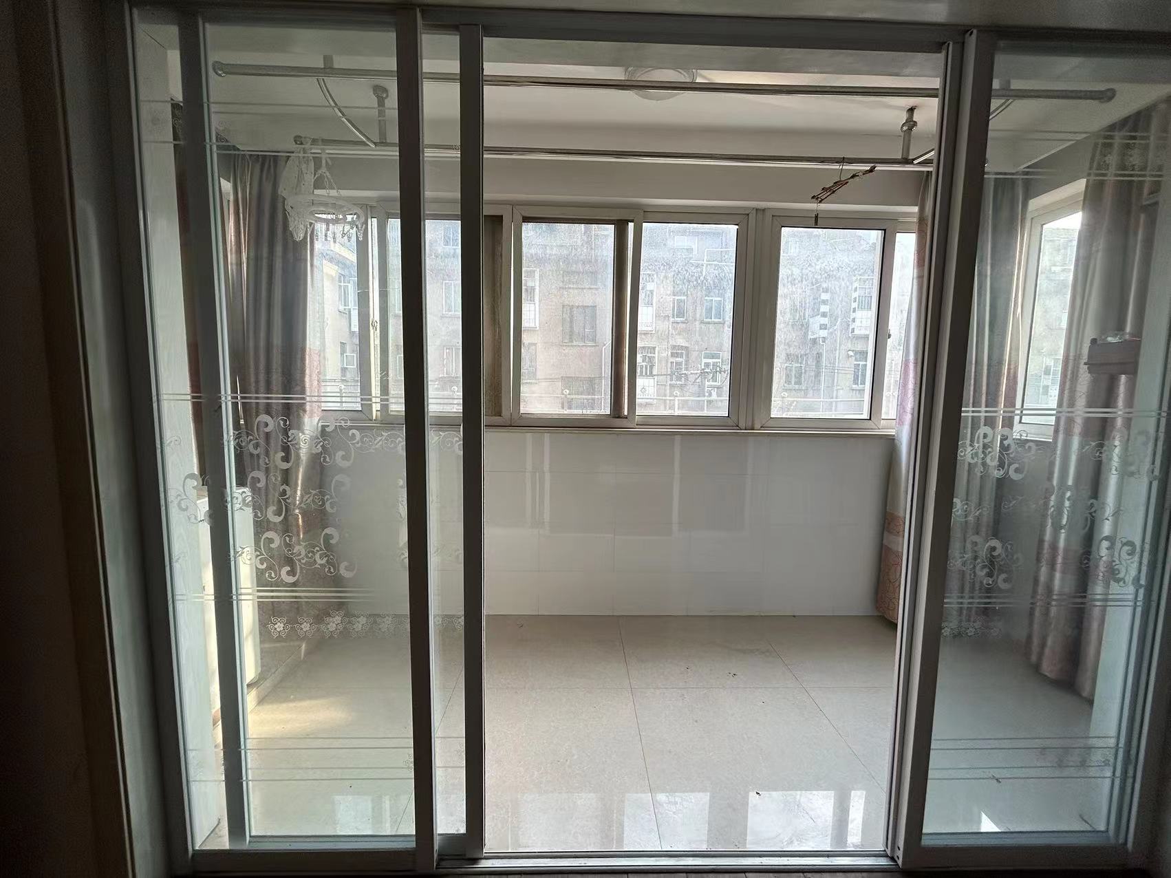新建路新村(新建花苑) 3室2厅1卫 104.28m&sup2;
