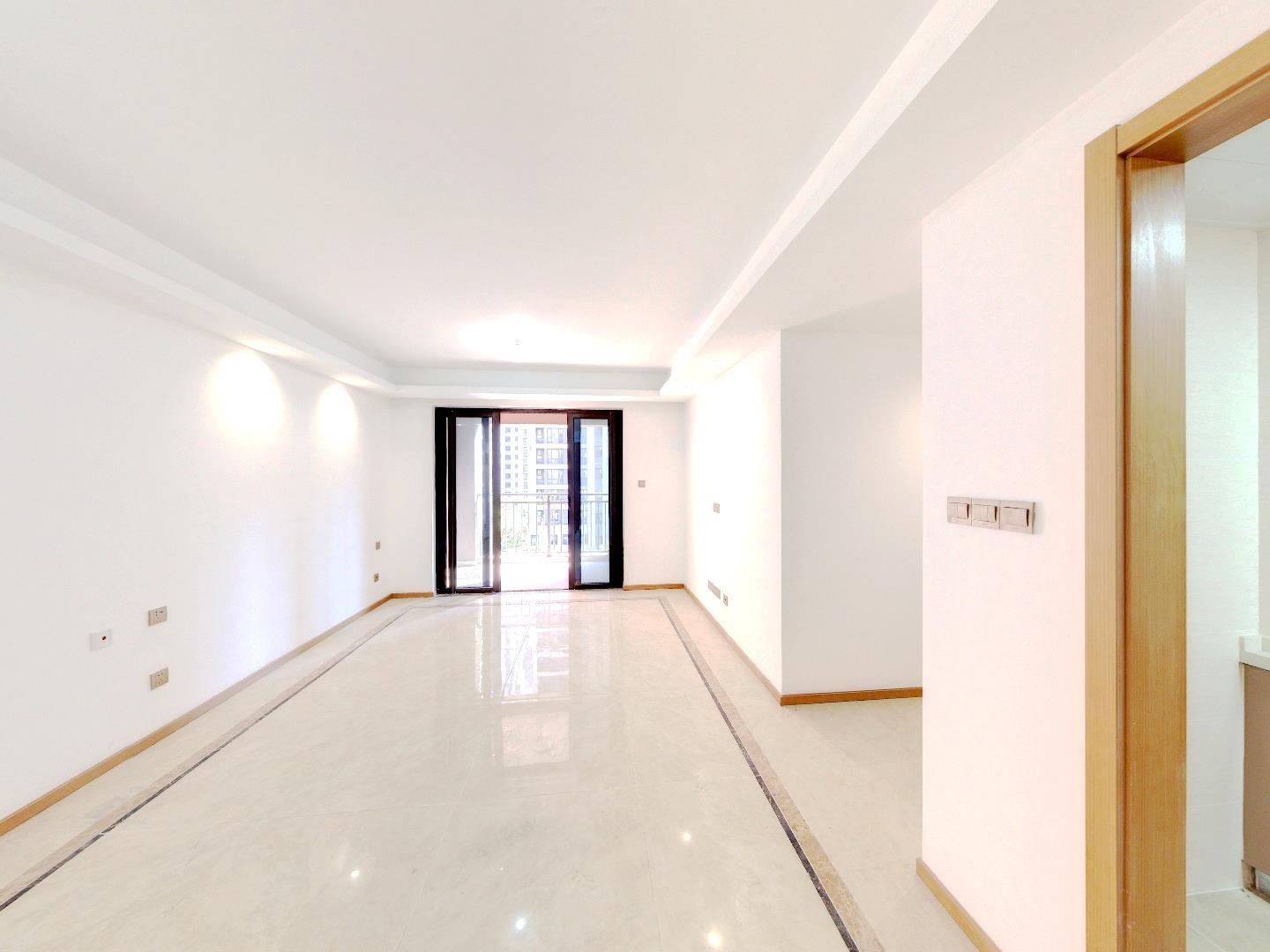 林肯公园 3室2厅1卫 93m&sup2;