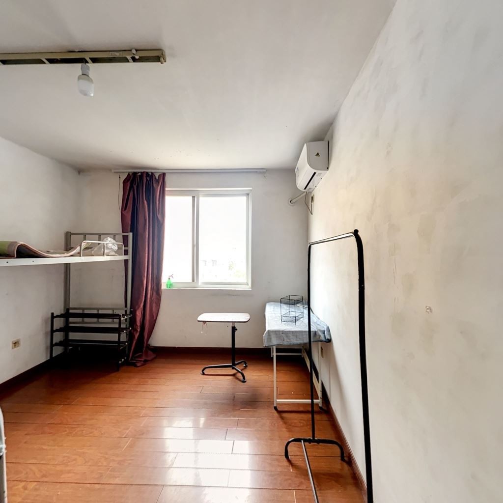 学田东苑 4室2厅1卫 143m&sup2;