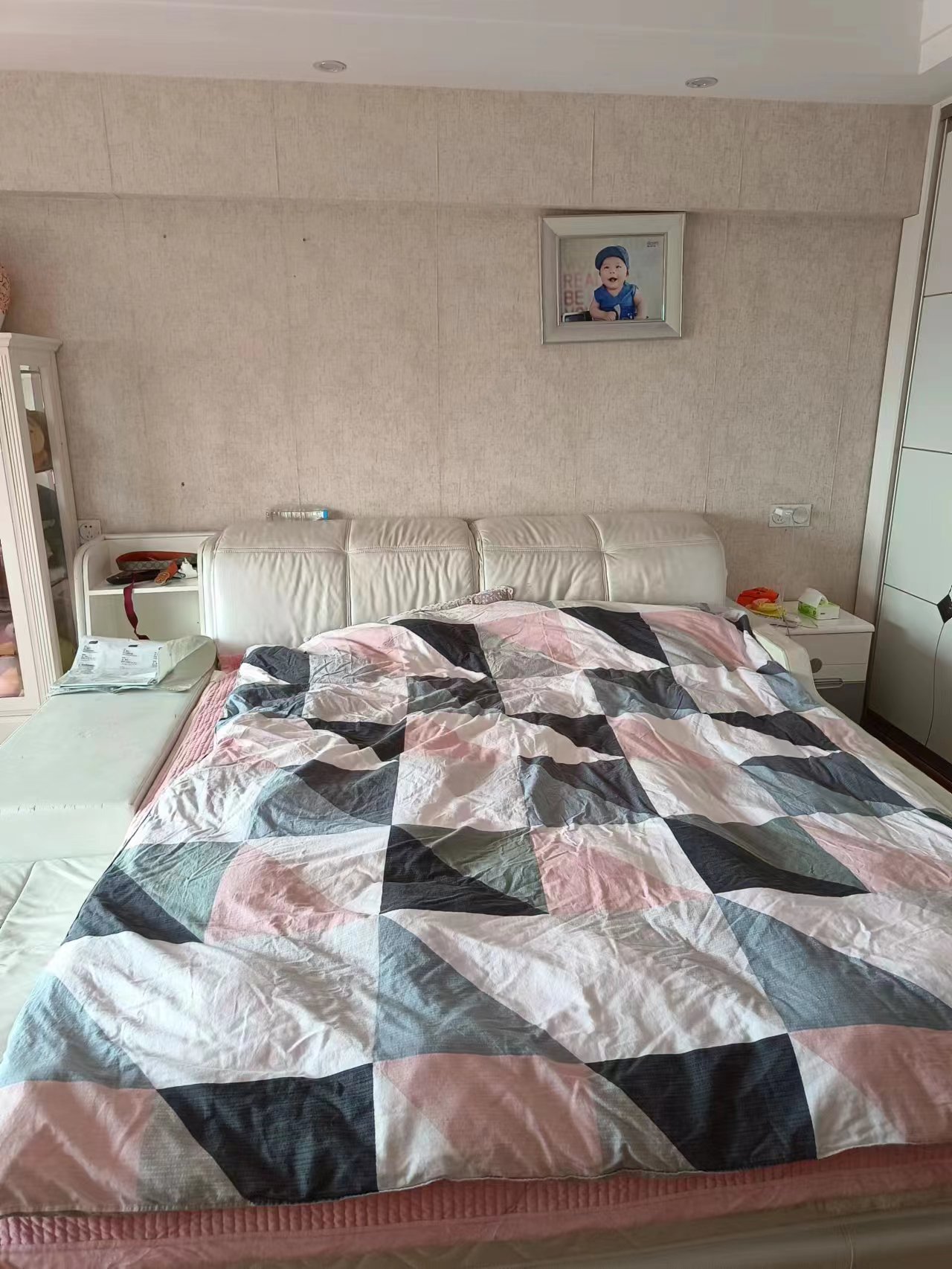 江海大厦 3室2厅2卫 60m&sup2;
