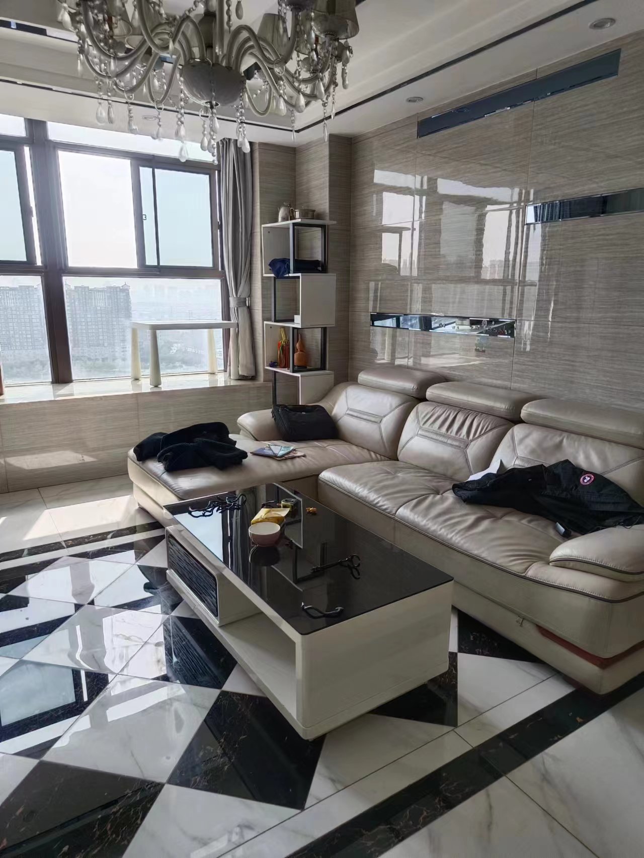 江海大厦 3室2厅2卫 60m&sup2;