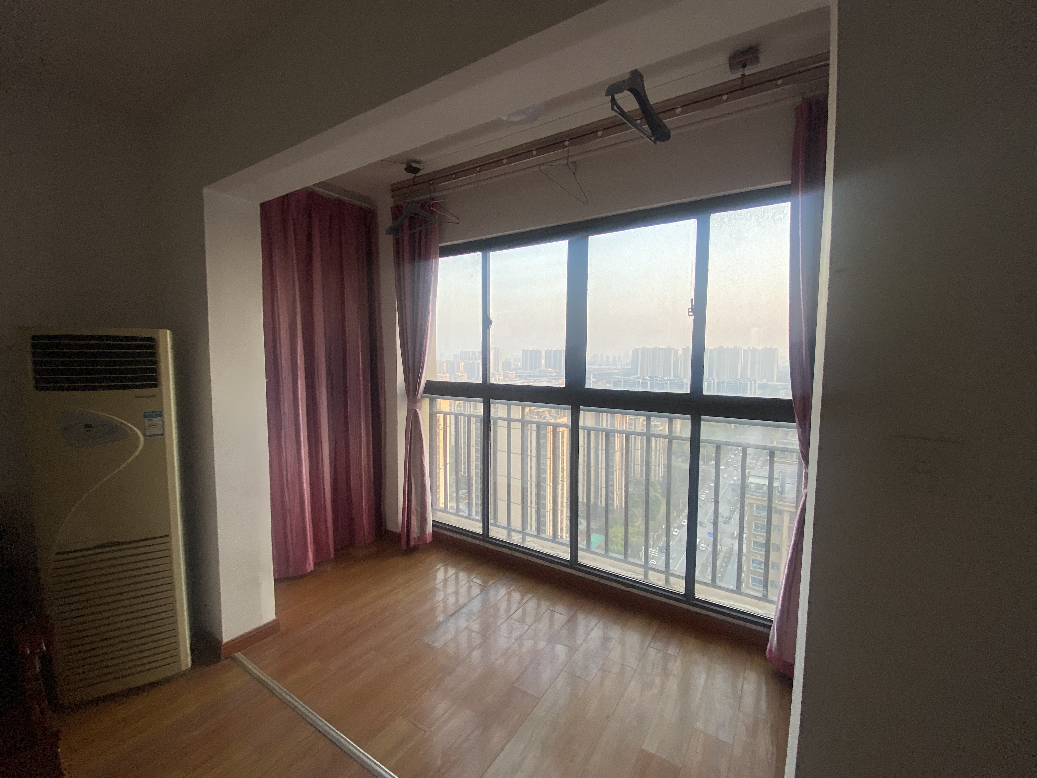 尚海城 3室2厅1卫 120m&sup2;