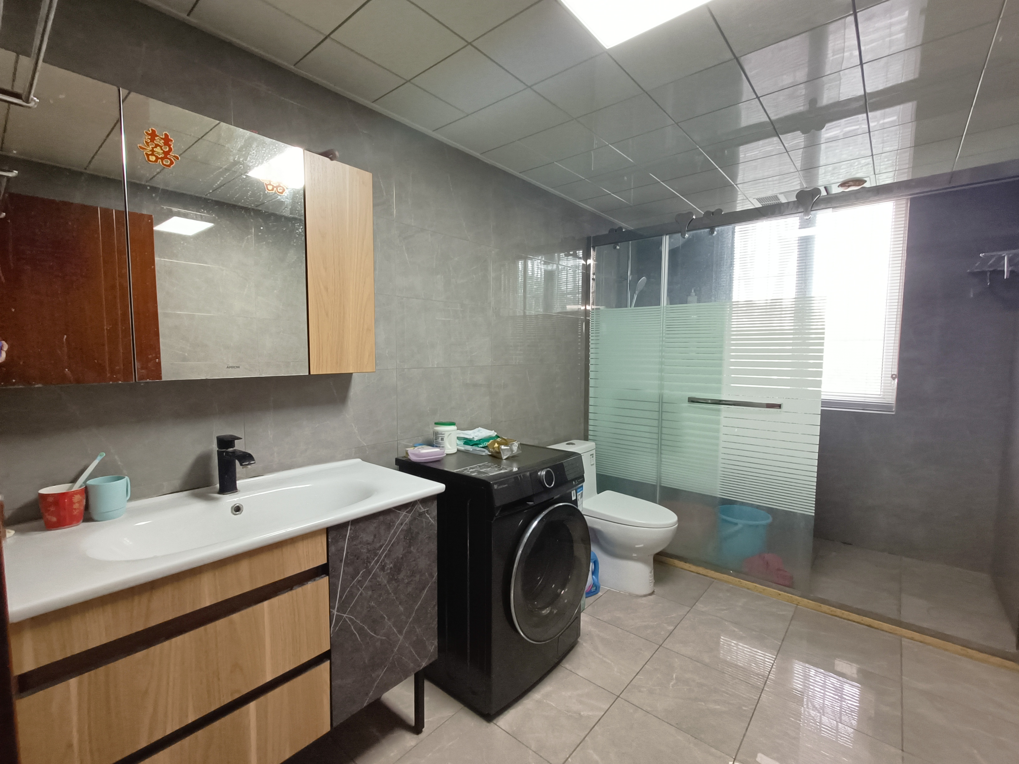 海港新村 3室2厅2卫 143.00m&sup2;