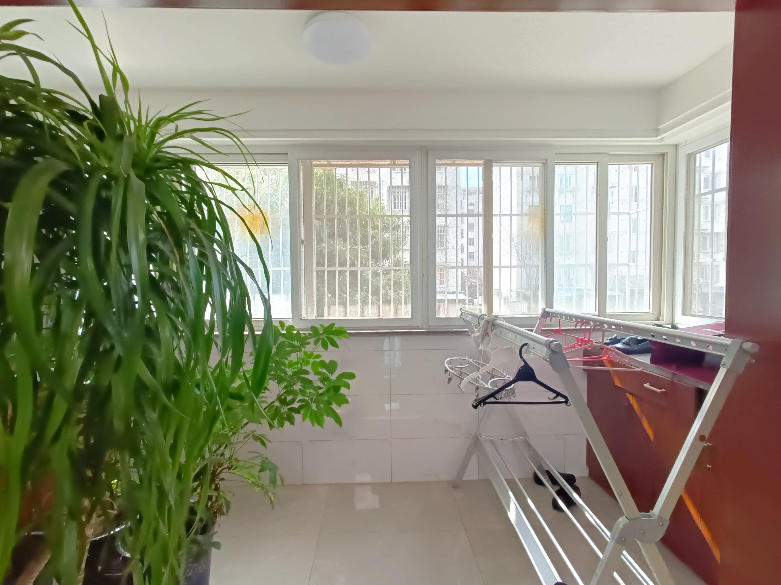 海港新村 3室2厅2卫 143.00m&sup2;