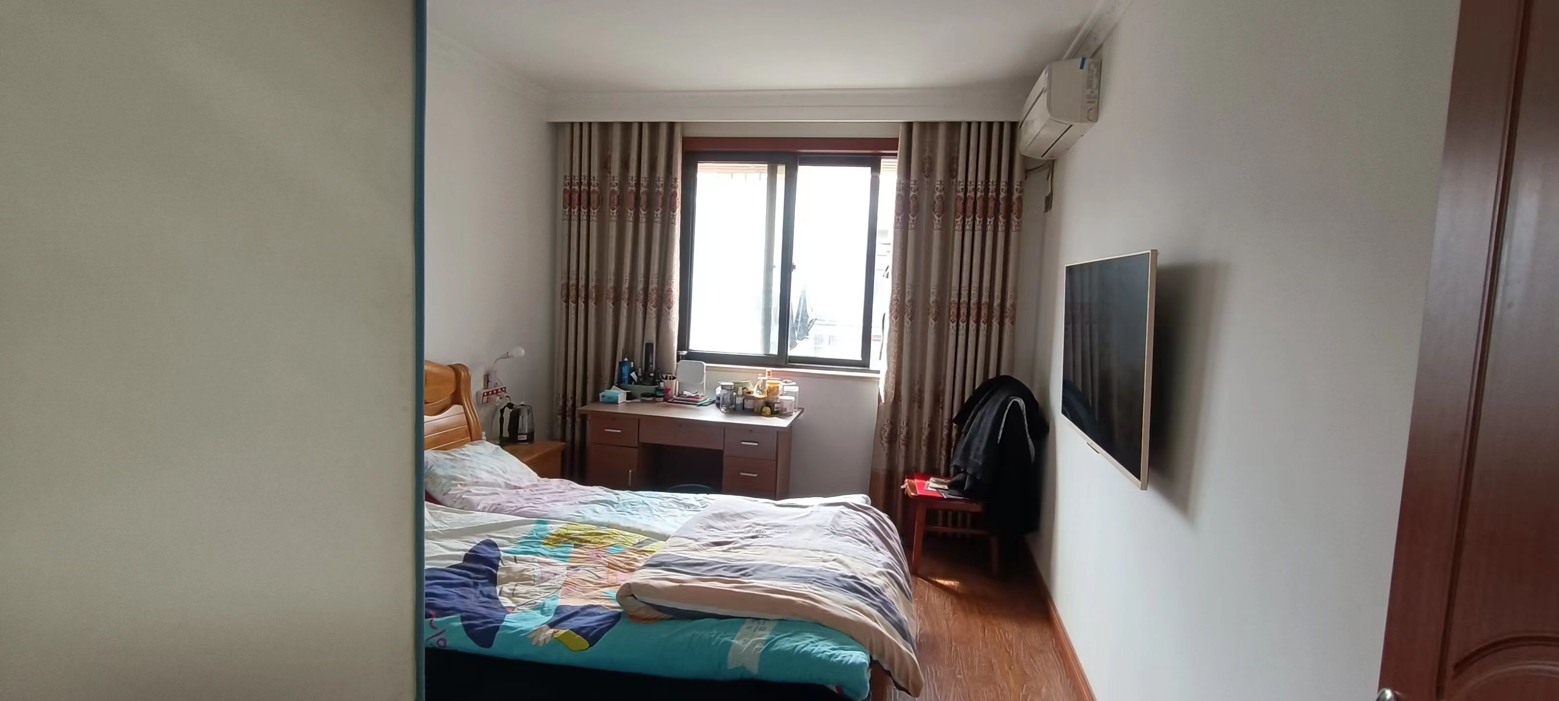 海韵花园 5室2厅2卫 125m&sup2;