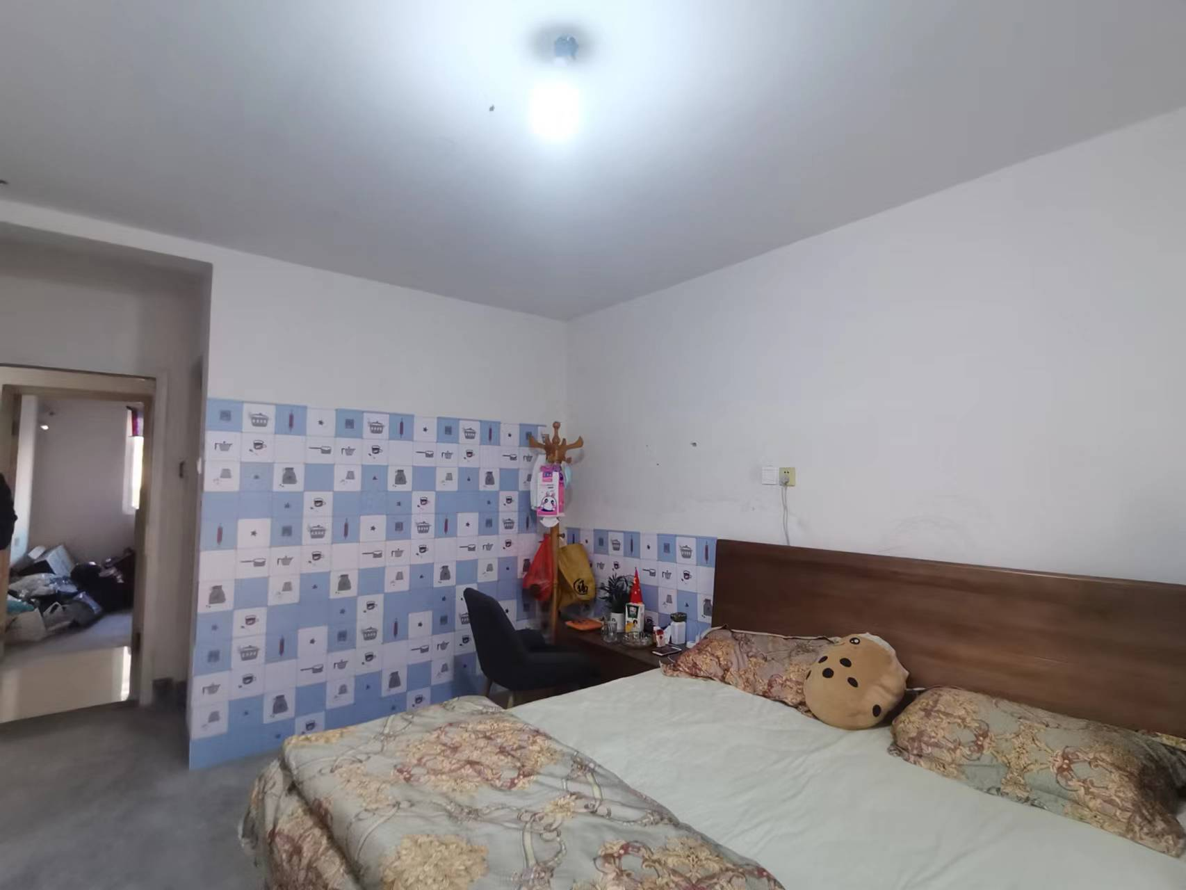 滨河东城 3室2厅2卫 140m&sup2;