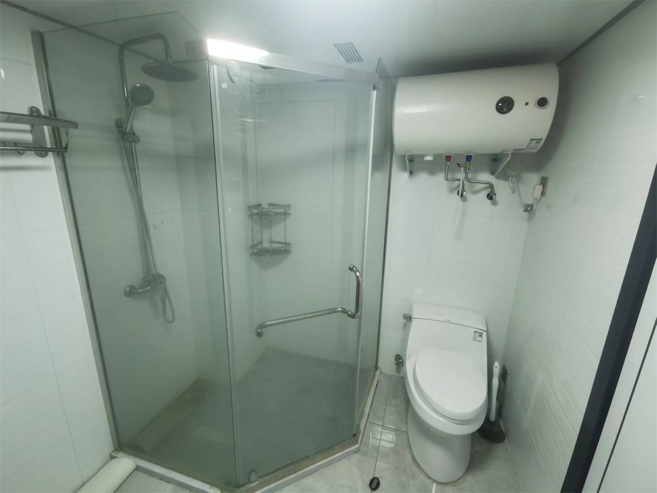 圆融堤调 1室1厅1卫 53m&sup2;