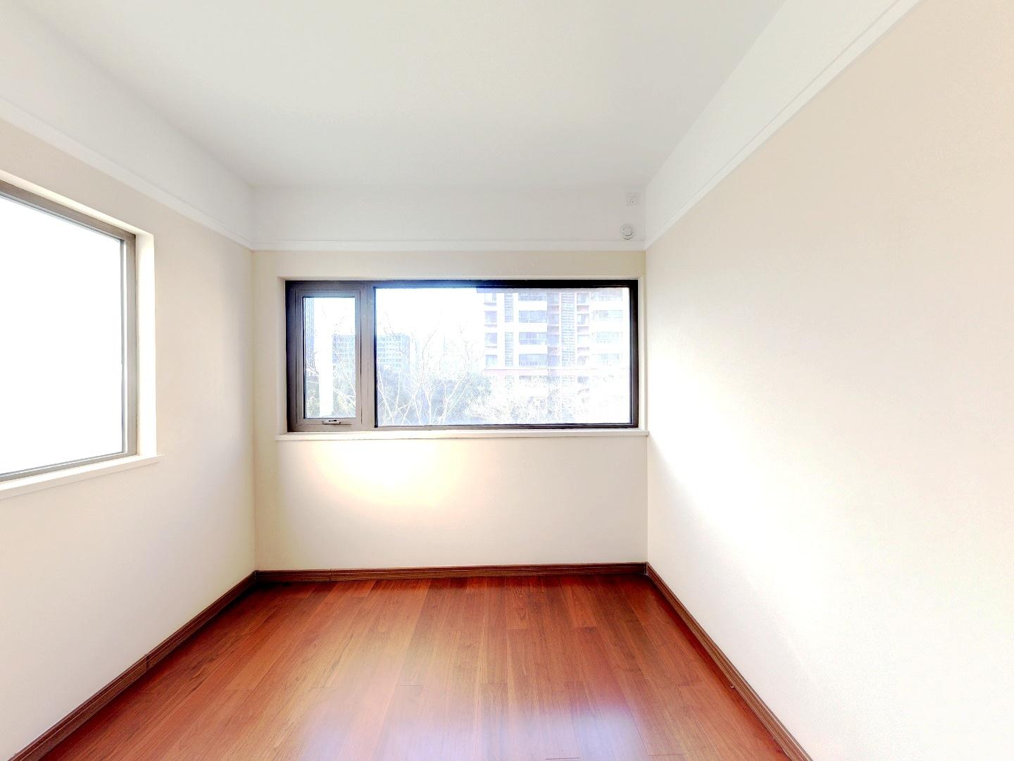 万科公园里一期 3室2厅2卫 119m&sup2;