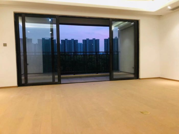 春风南岸东园 4室3厅3卫 167.00m²