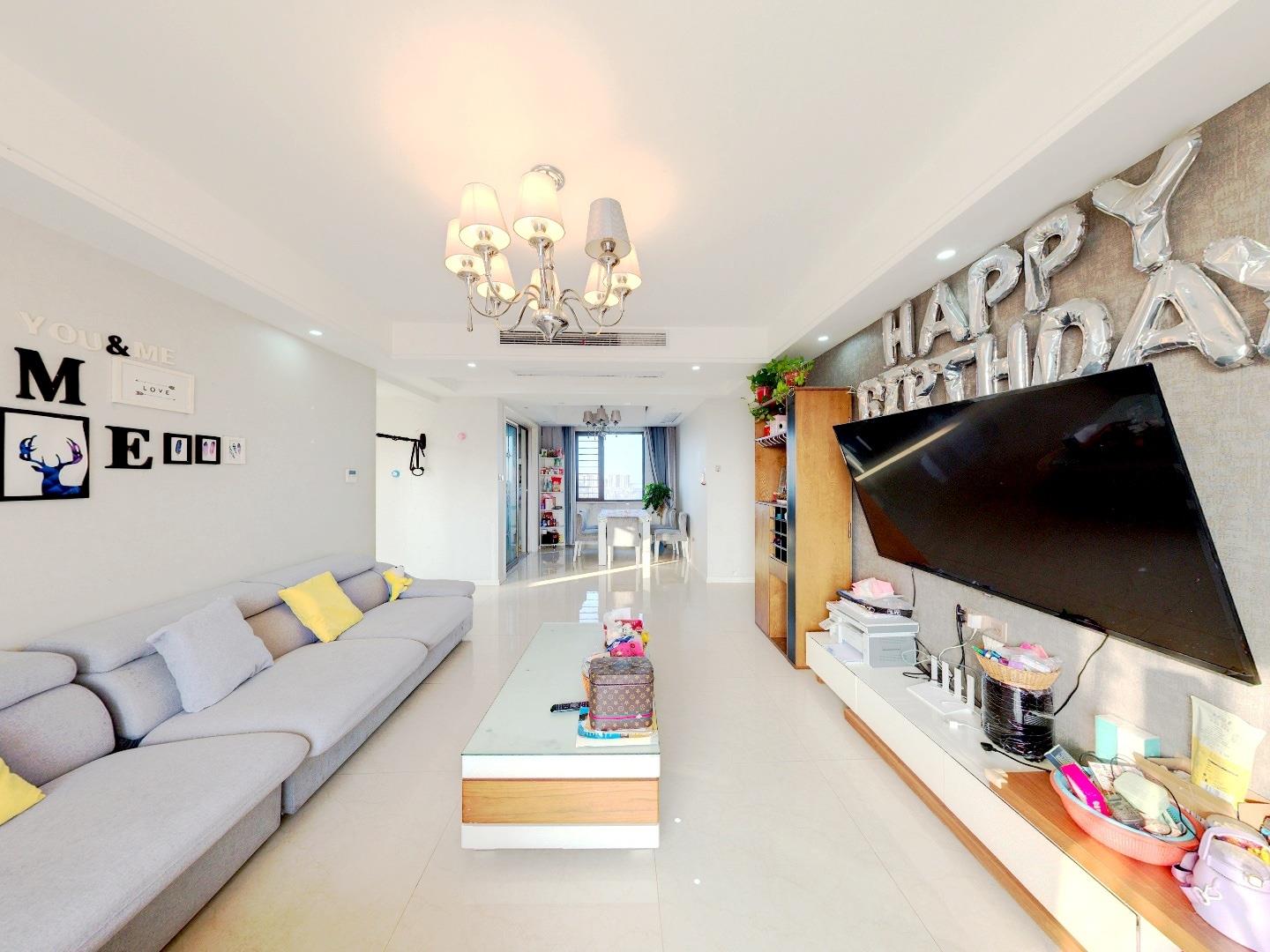 华强城 5室2厅3卫 125.89m²