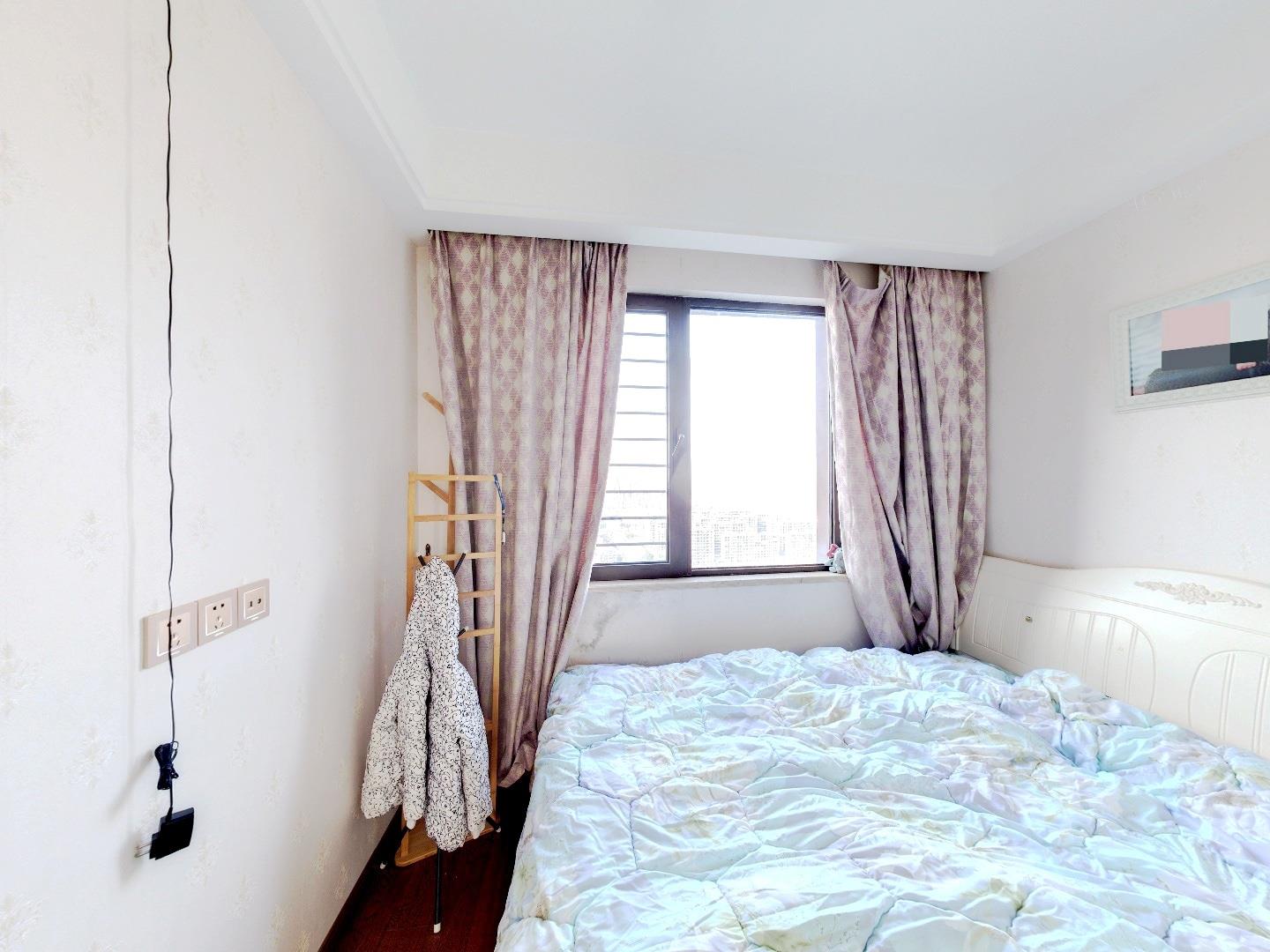 华强城 5室2厅3卫 125.89m&sup2;