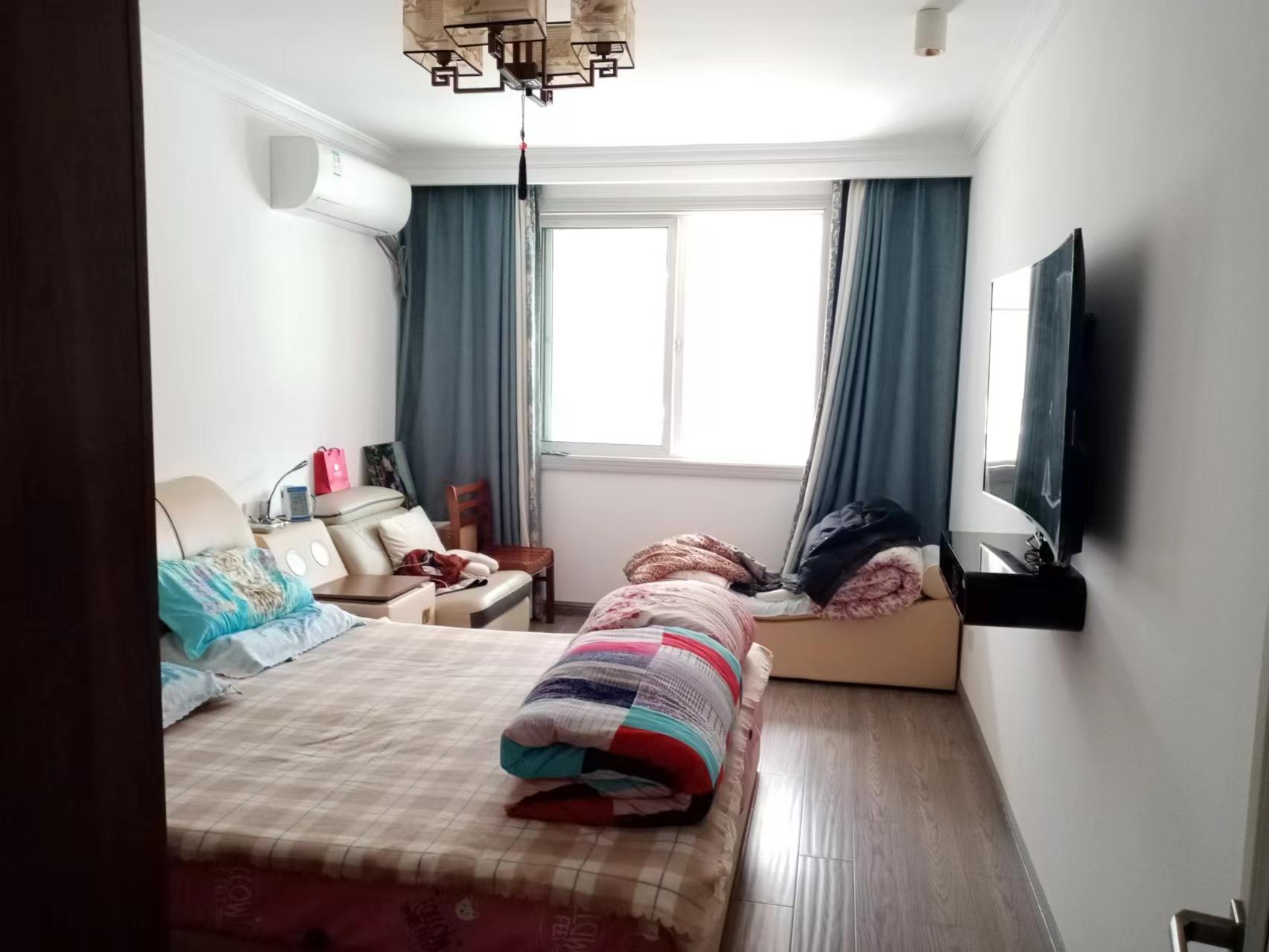 濠河经典苑 4室2厅2卫 175m&sup2;