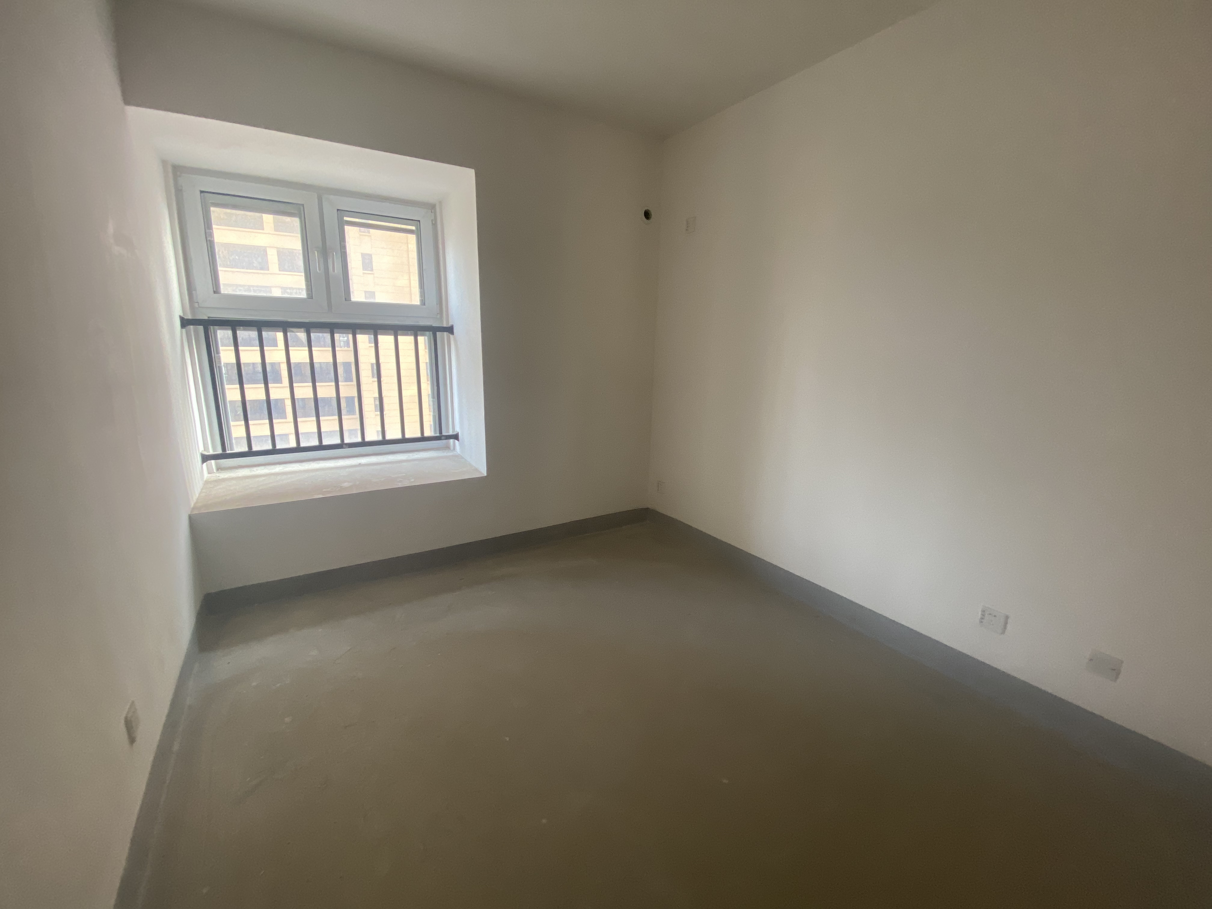 世茂九龙庭 3室2厅1卫 89.00m&sup2;