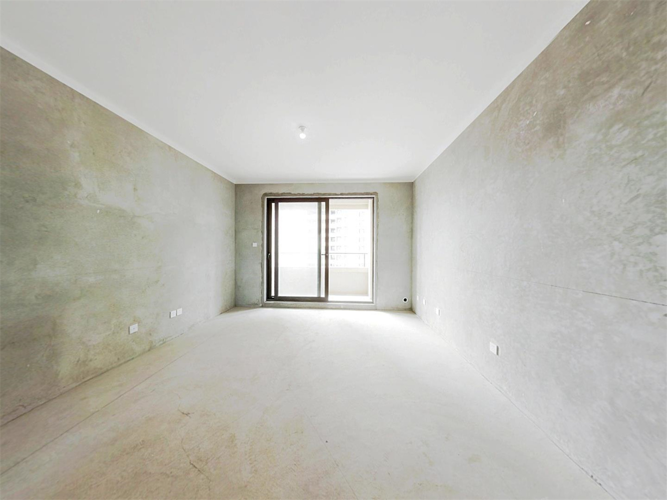 保利香槟国际 4室2厅2卫 140m&sup2;