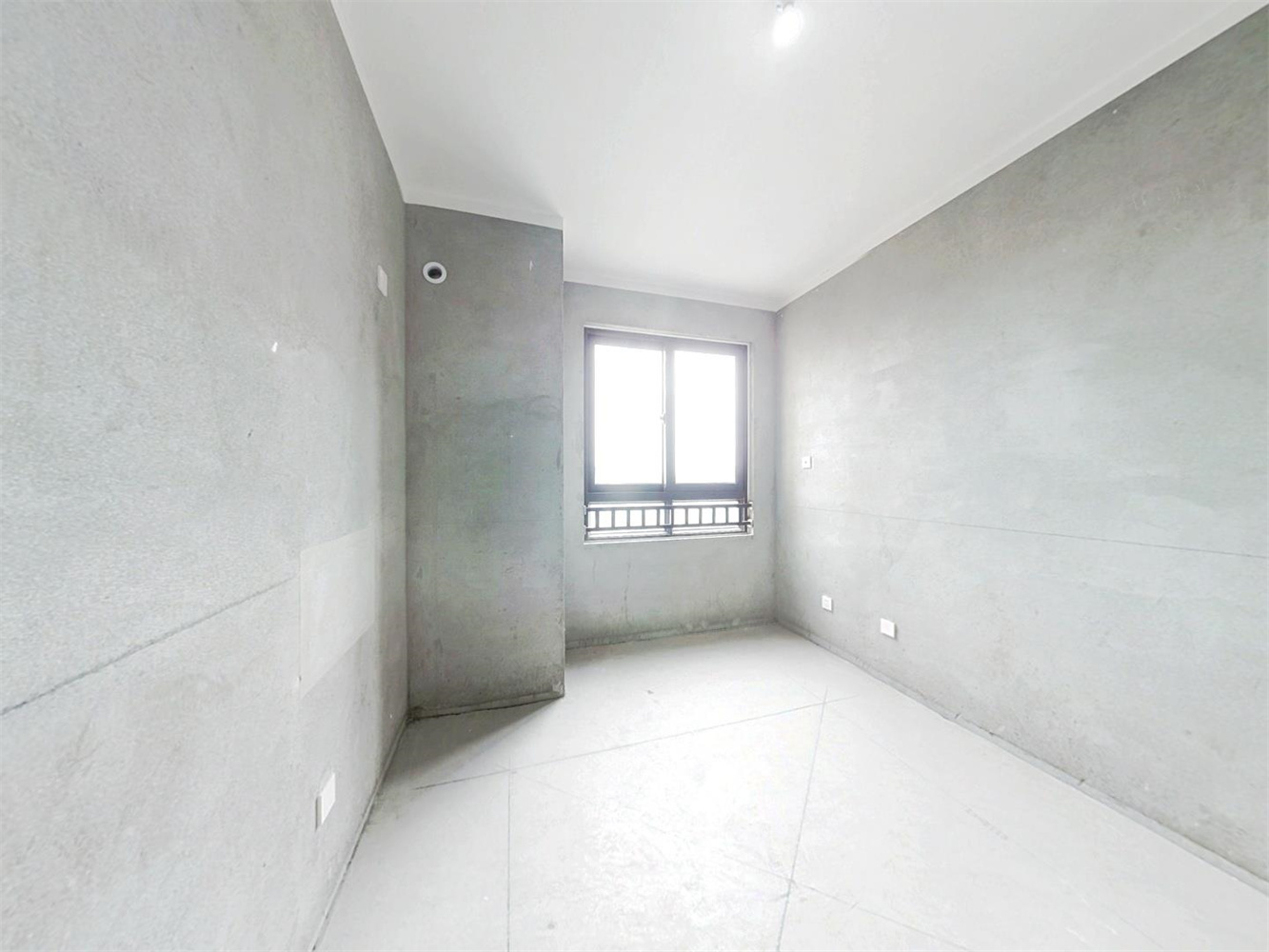 保利香槟国际 4室2厅2卫 140m&sup2;