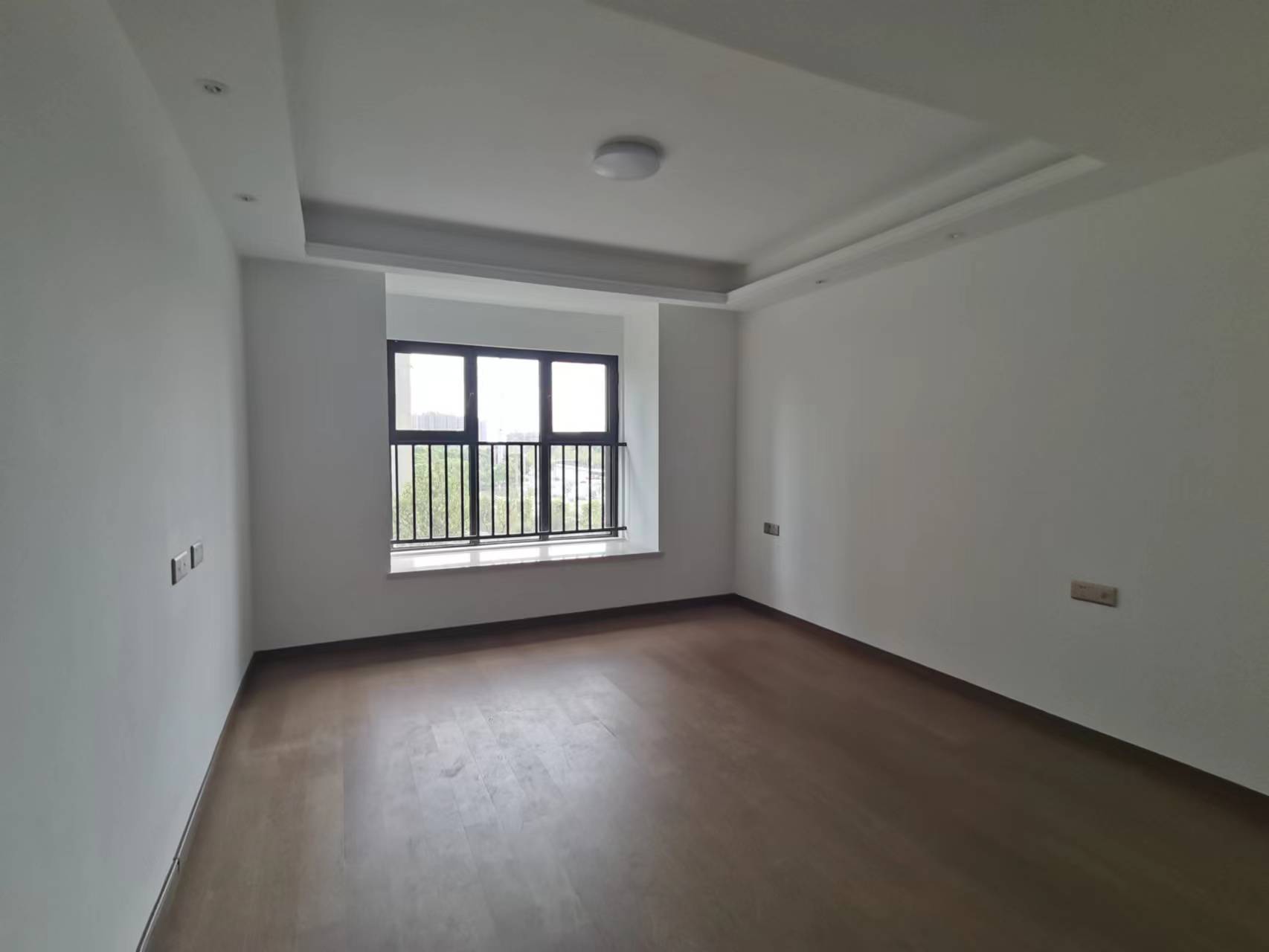 中海上东区 3室2厅2卫 127m&sup2;