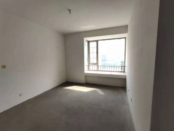 优山美地花园 4室2厅1卫 144m&sup2;