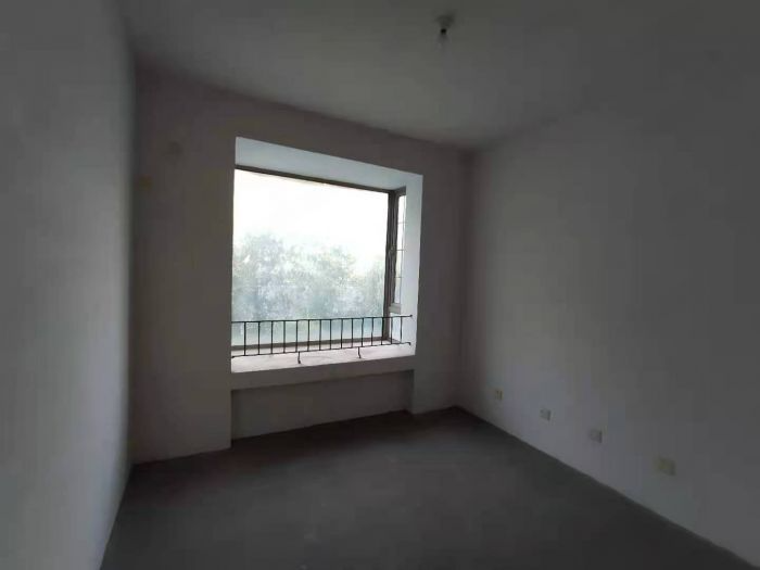 优山美地花园 4室2厅1卫 144m&sup2;