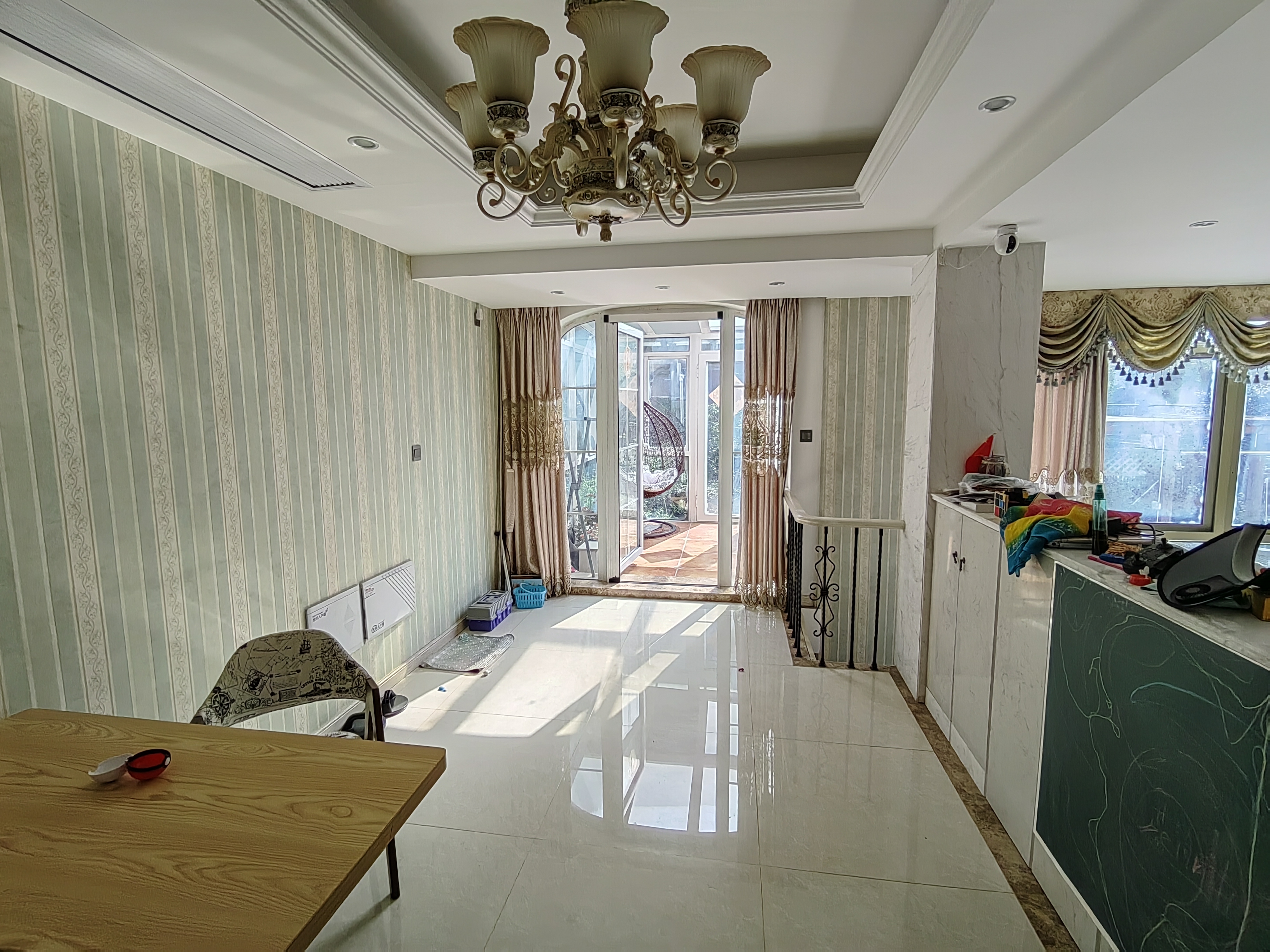 优山美地花园南区 4室2厅2卫 200m&sup2;