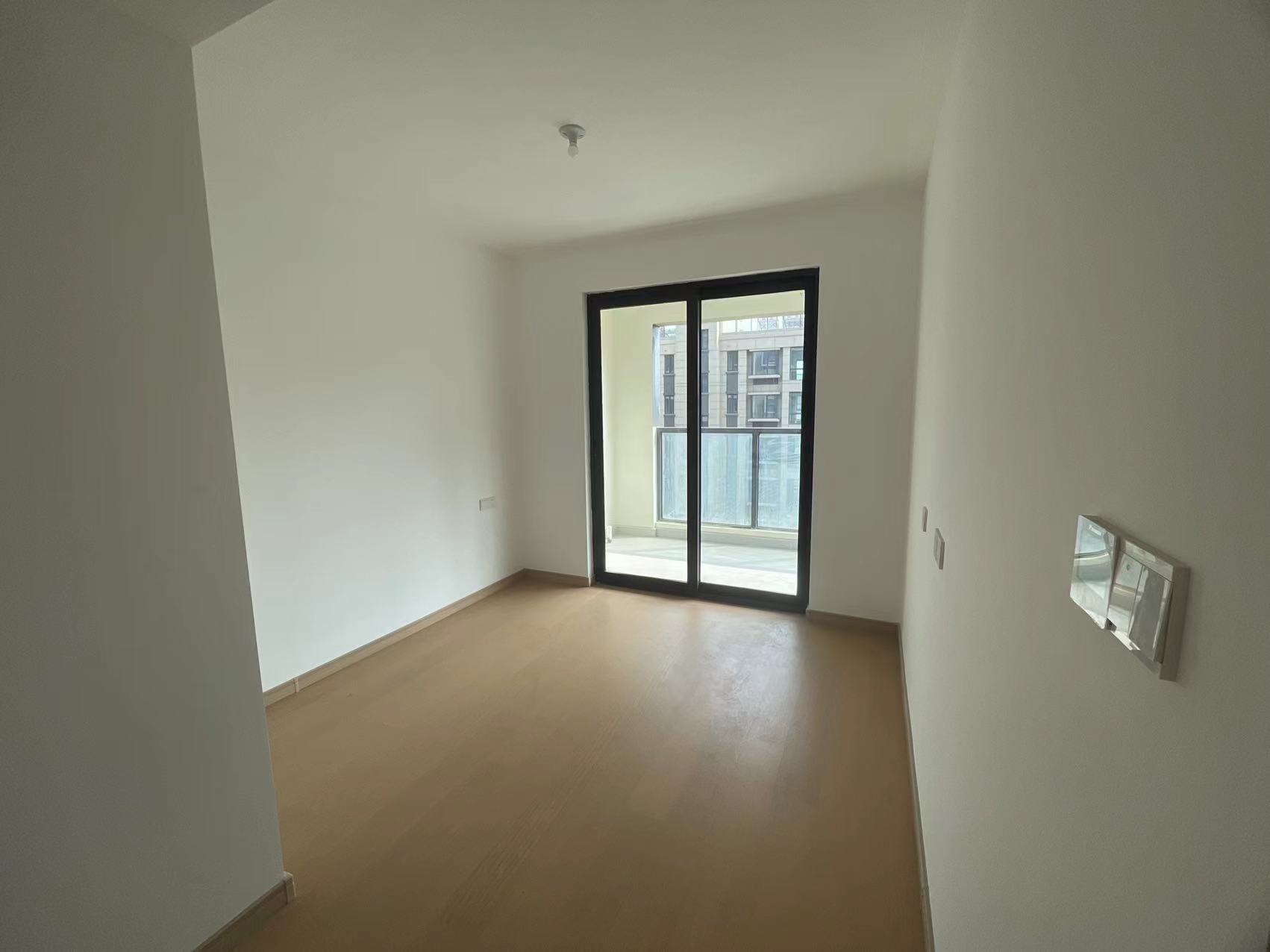 时光漫城 3室2厅1卫 113m&sup2;