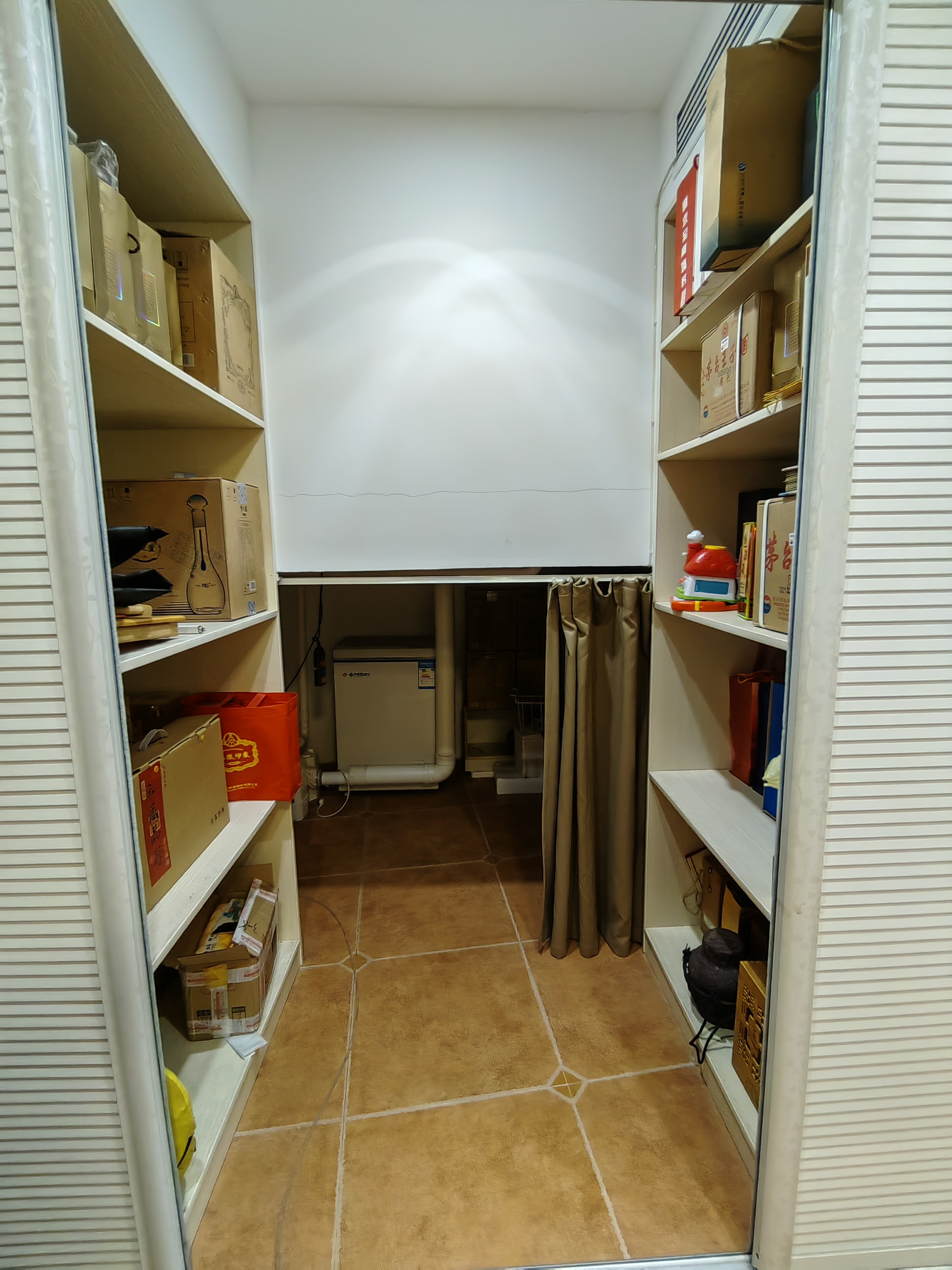 优山美地花园南区 4室6厅3卫 194.00m&sup2;